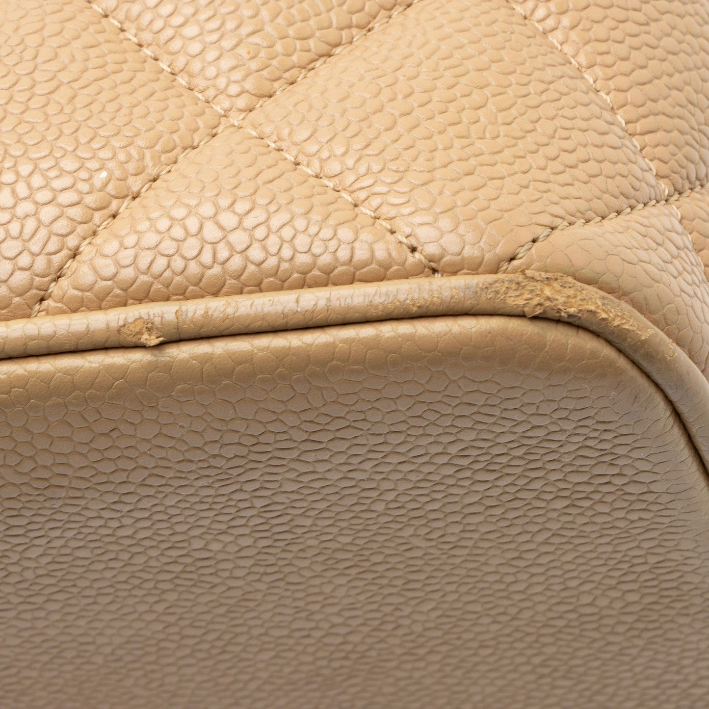 Chanel Vintage Caviar Leather Medallion Tote (SHF-T2hPlQ)