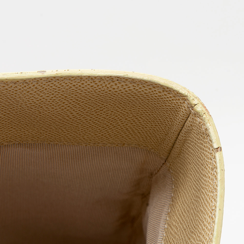 Chanel Vintage Grained Leather Charm Tote (SHF-13103)