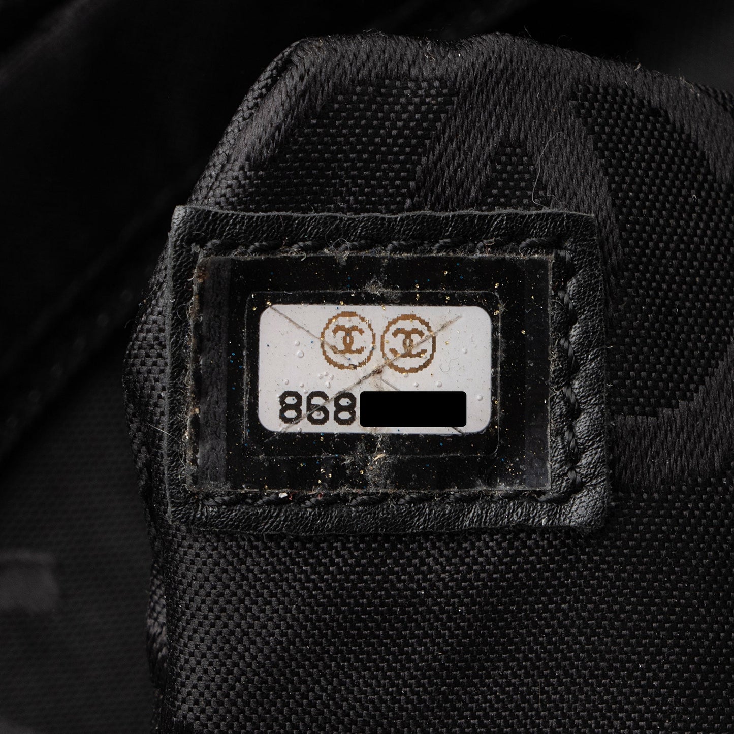 Chanel Vintage Leather Wood Chain Tote (SHF-bz2XaF)