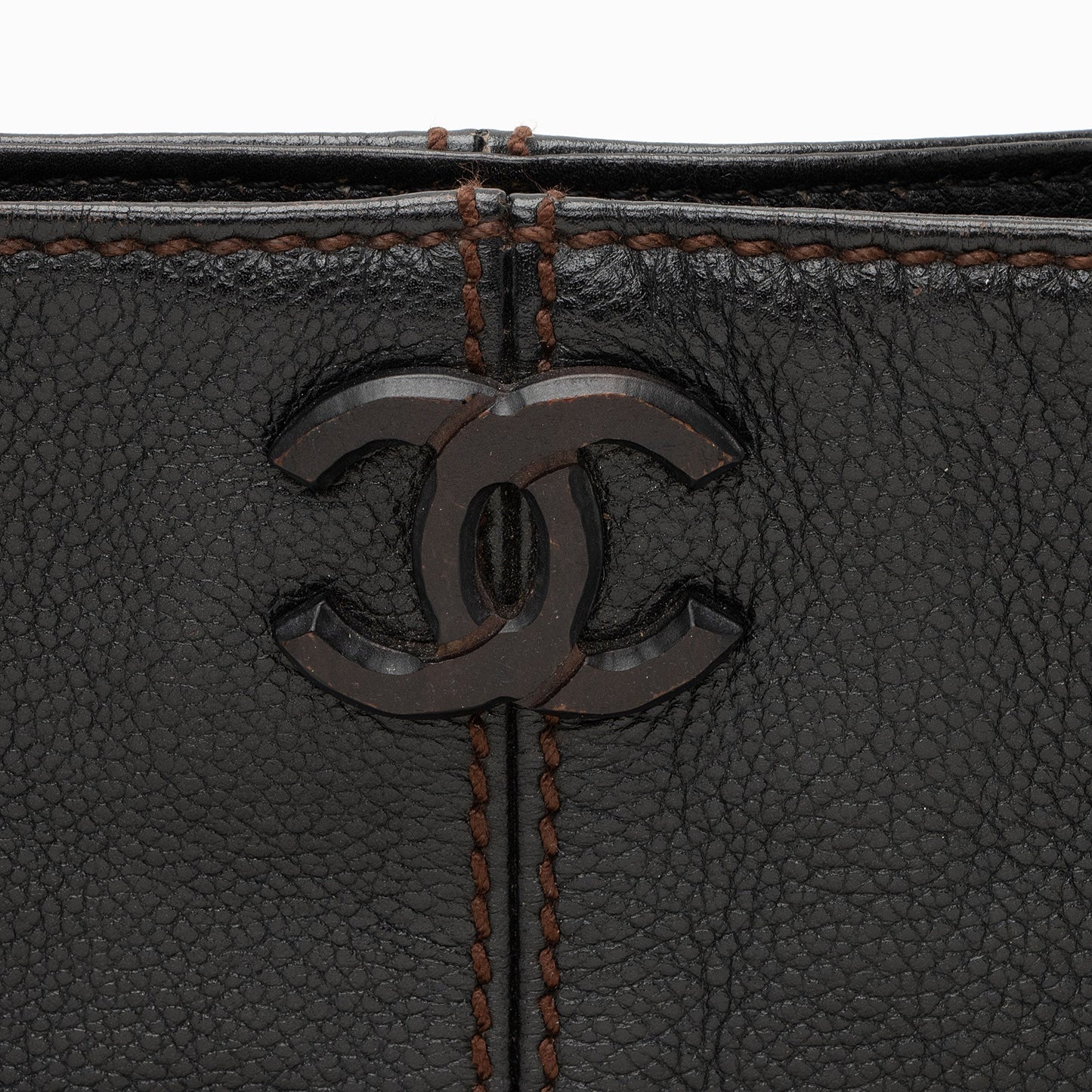 Chanel Vintage Leather Wood Chain Tote (SHF-bz2XaF)
