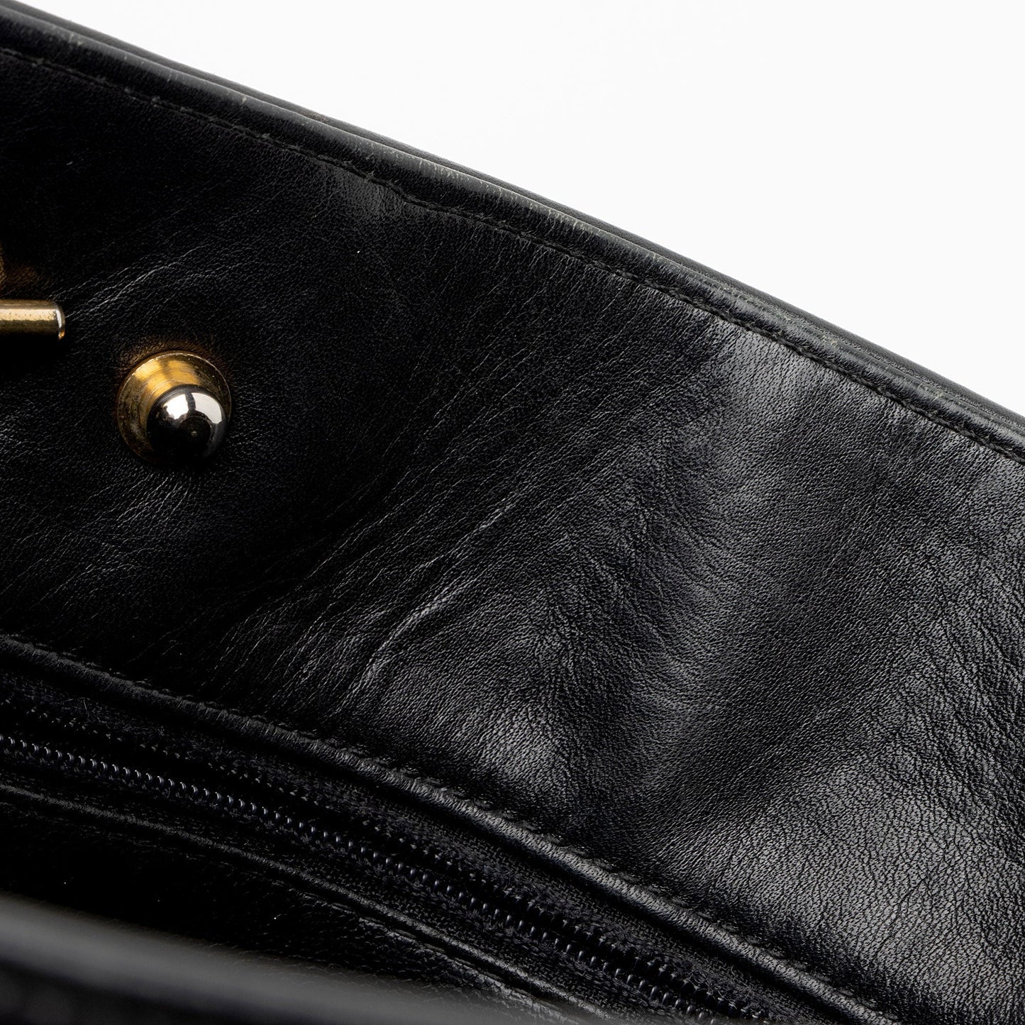 Chanel Vintage Quilted Lambskin Tote (SHF-KLrZGV)