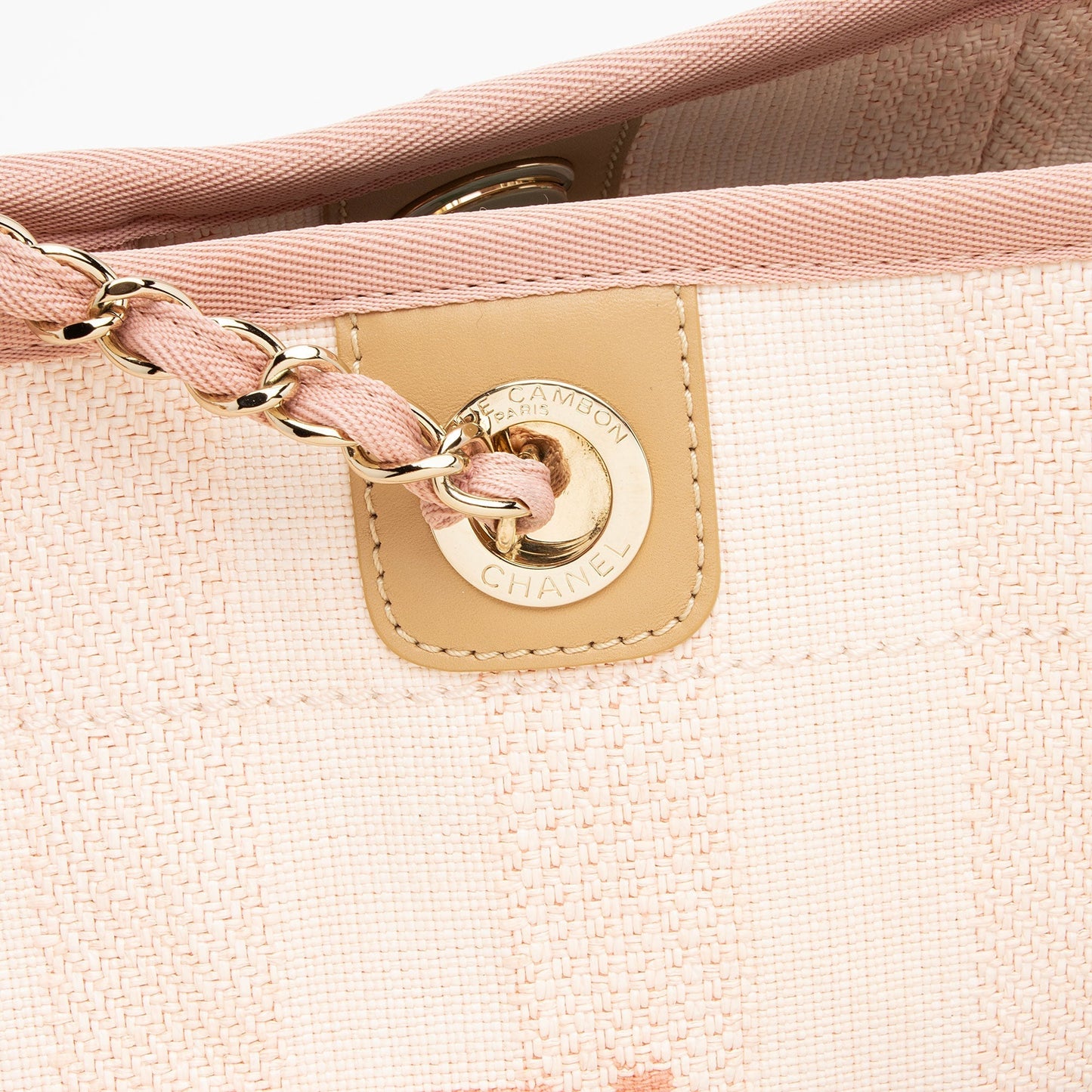 Chanel Woven Straw Deauville Small Tote (SHF-vwuyHk)
