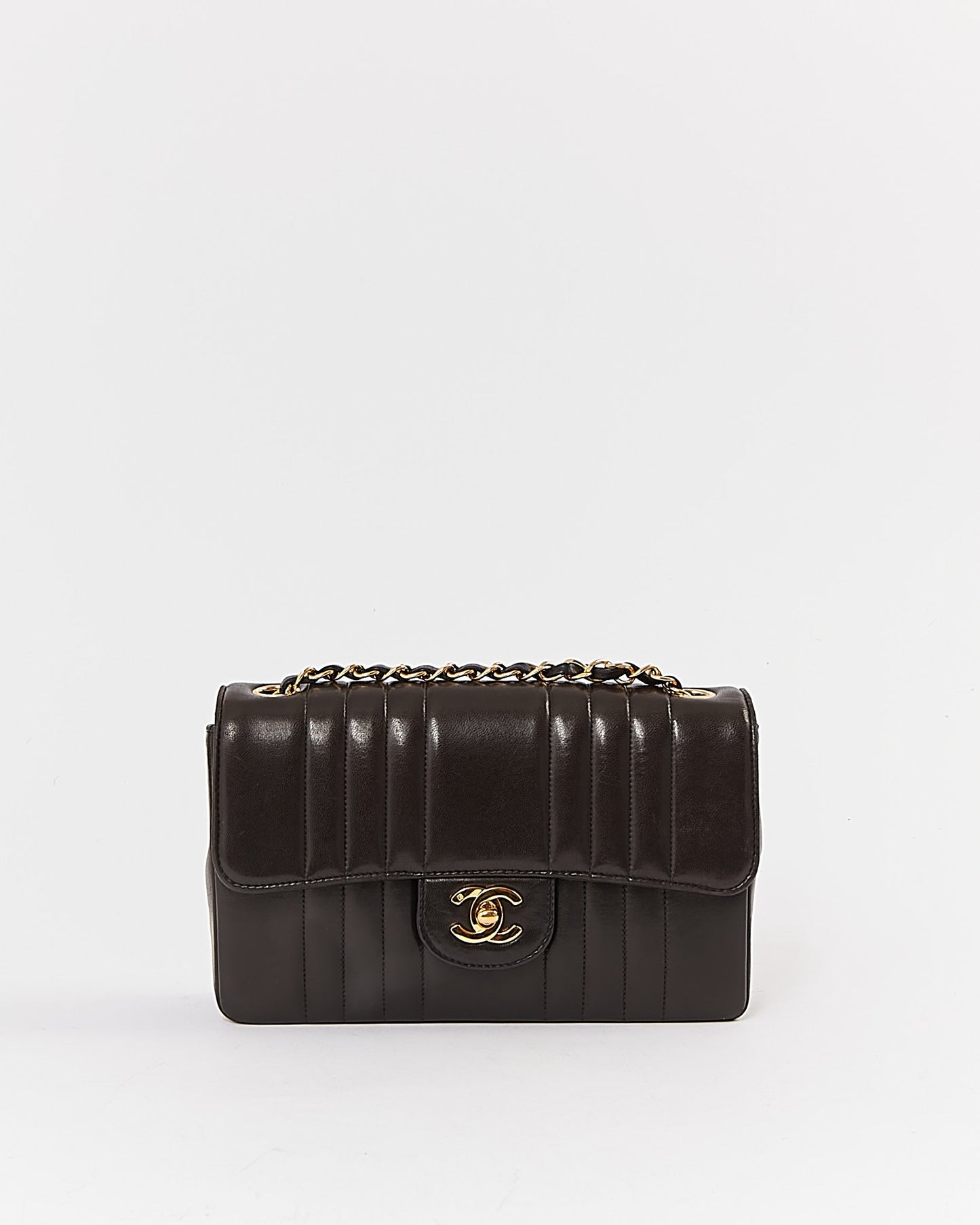 Chanel Black Vertical Quilted Lambskin 24K Gold Vintage Small Classic Single Flap Bag