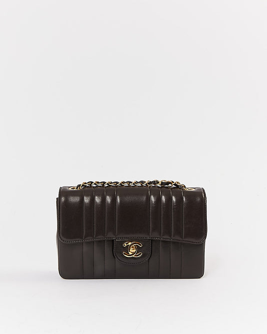 Chanel Black Vertical Quilted Lambskin 24K Gold Vintage Small Classic Single Flap Bag