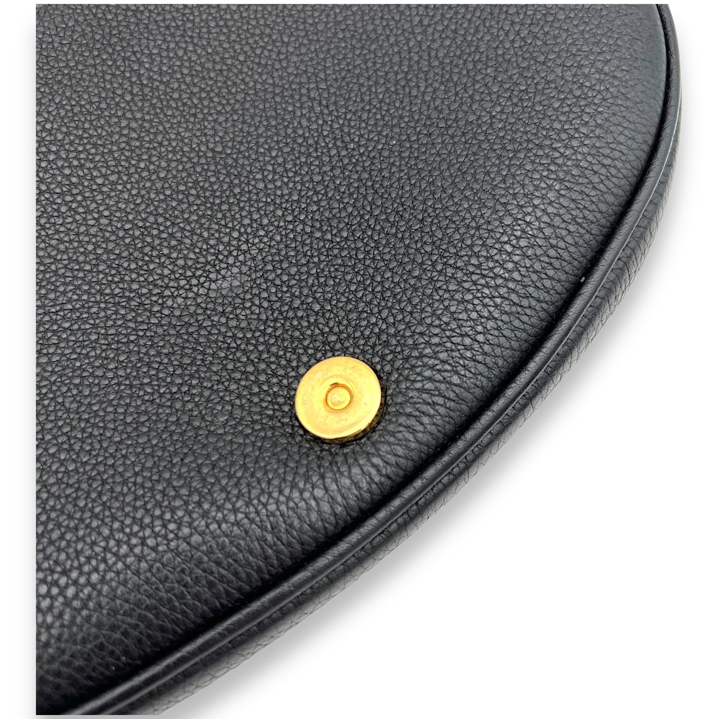 Bobby Shoulder Bag Black in Calfskin, Gold hardware