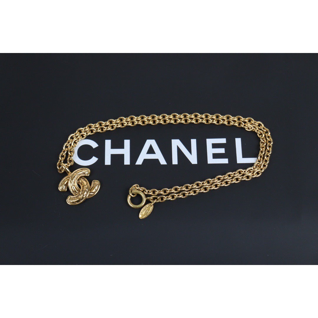 Rank A ｜  Chanel Vintage Coco Mark 18K Gold Plating Necklace ｜23112115