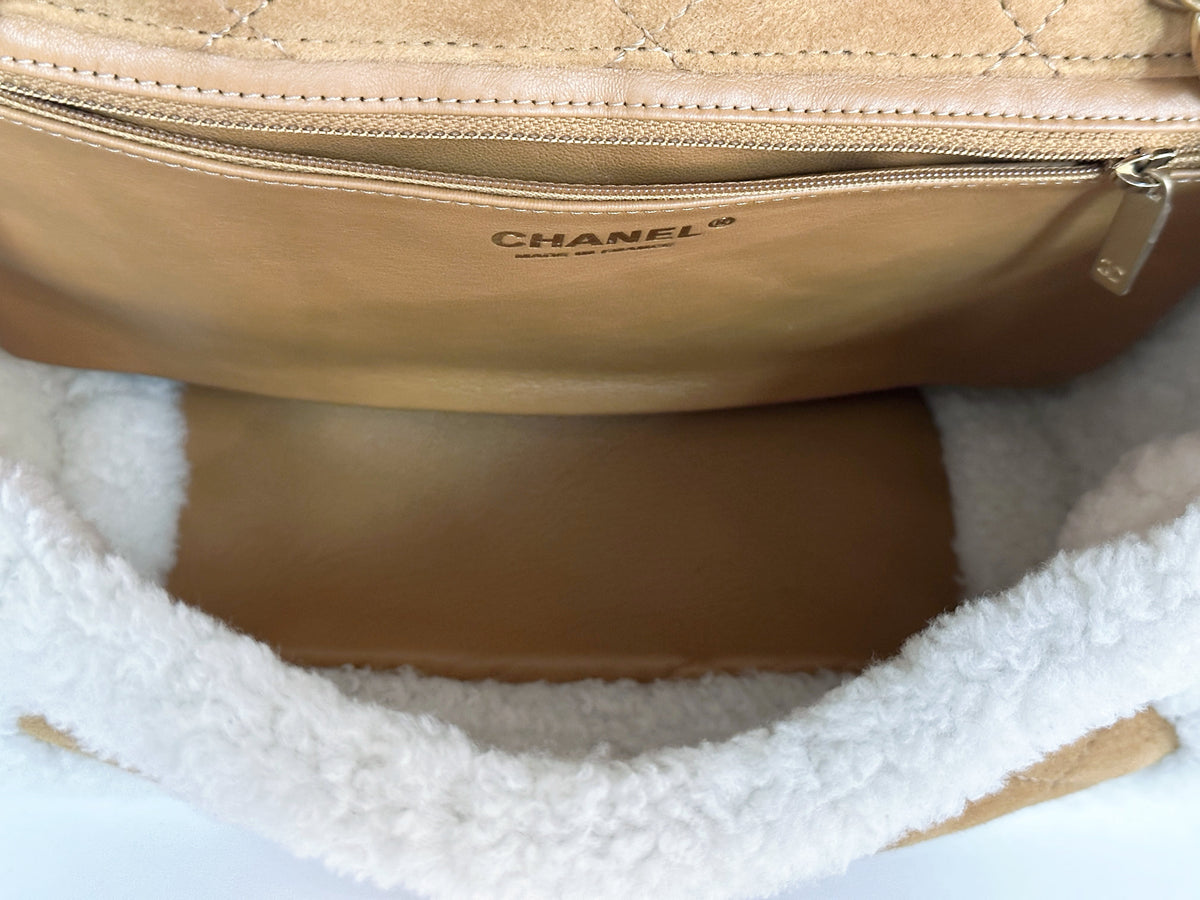 Chanel Medium Shearling Coco Neige Flap  holo card 264