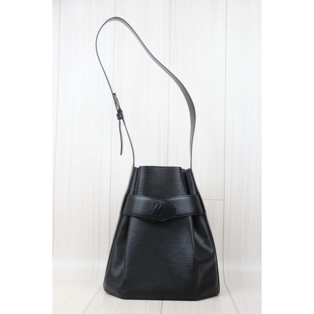 Very Good ( Rank A)｜ LV Epi Sack de Paul Shoulder Bag｜24101009