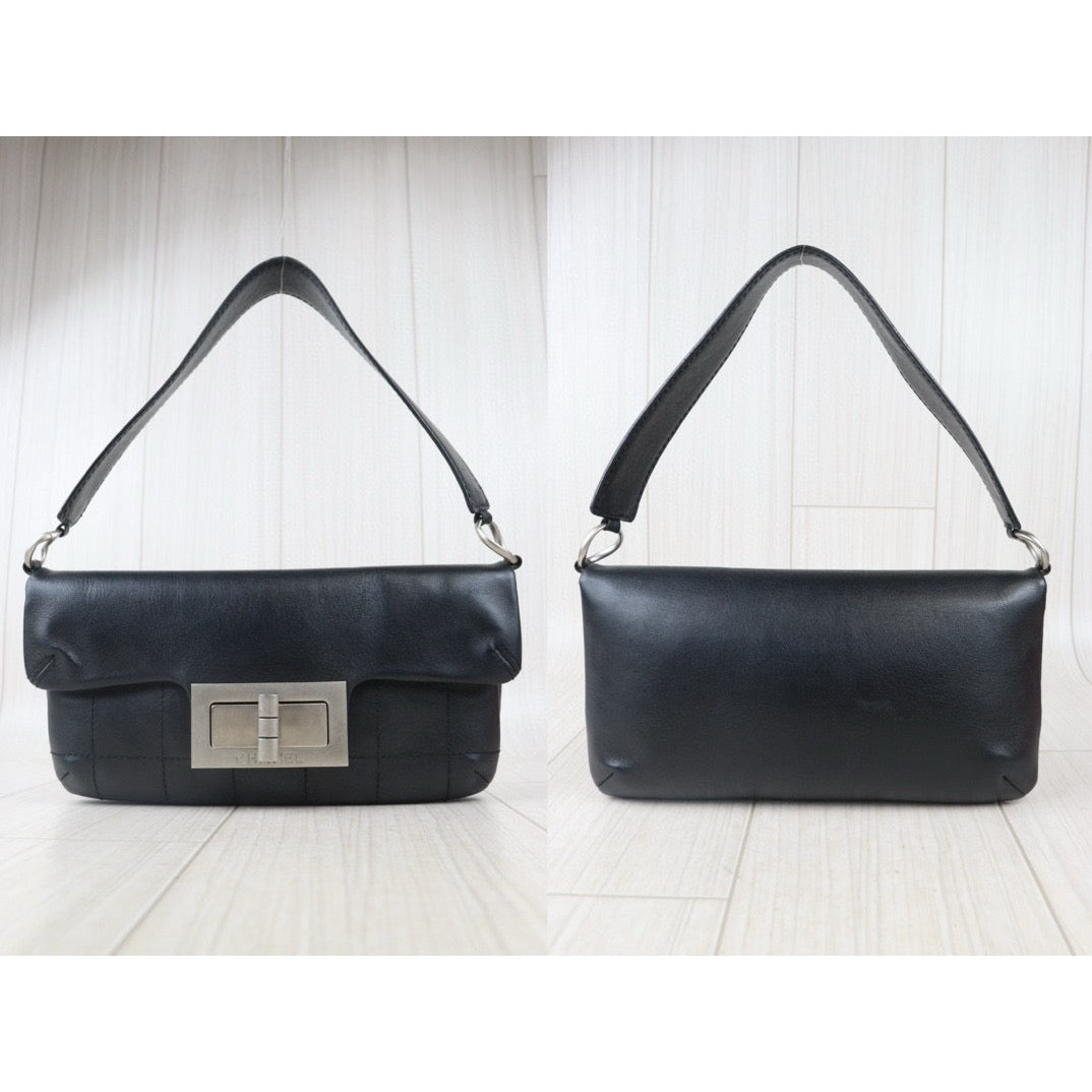 Good ( Rank AB) ｜ CHANEL Lamb Skin 2.55 Matelasse Black Shoulder Bag Made in 2003-2004Year｜Y24082605
