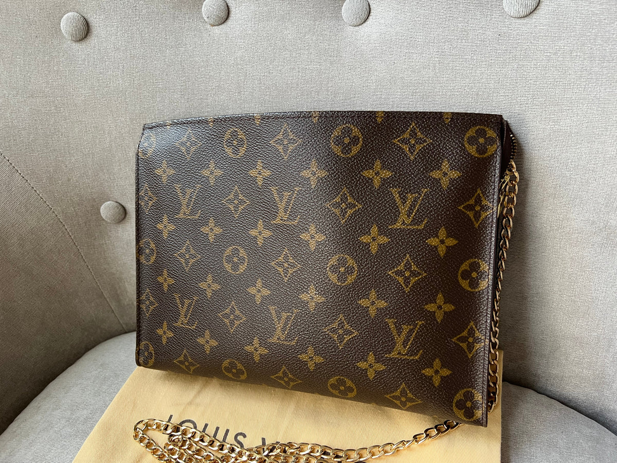 Louis Vuitton Toiletry Pouch 26 Monogram