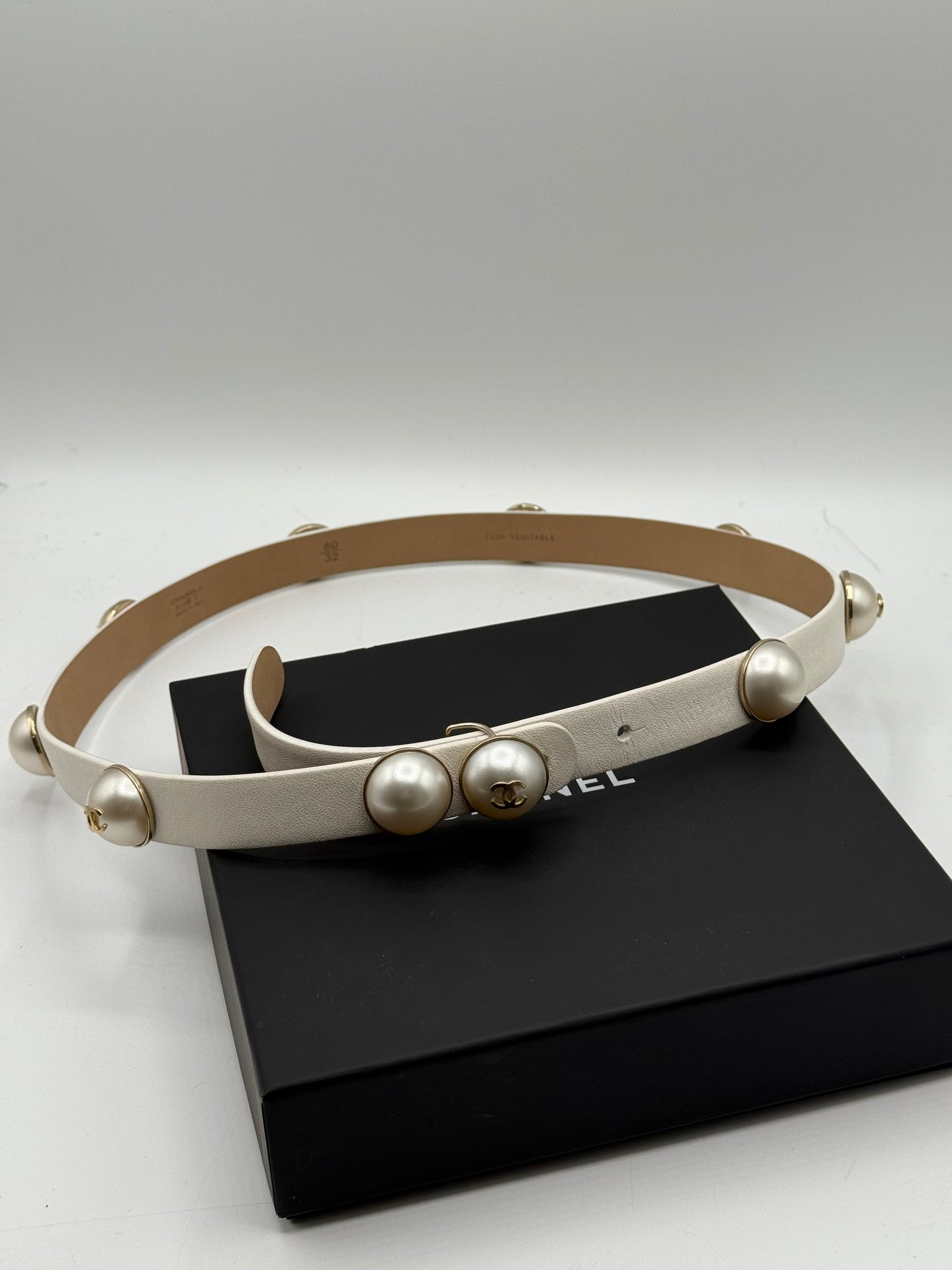Chanel - Ceinture perles T80