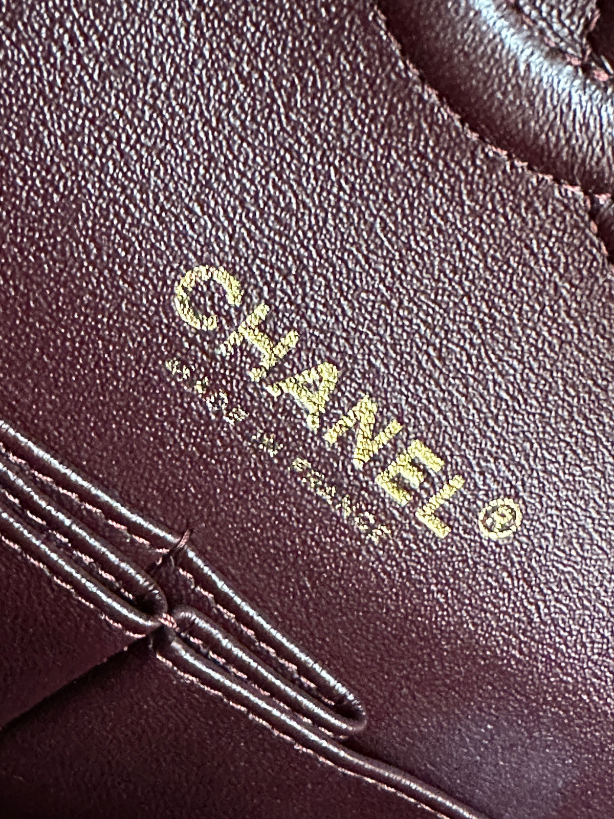 Chanel Medium Classic Quilted Caviar Double Flap Bag Black 2022 year Microchip (There is a slight crack on the inner buckle)