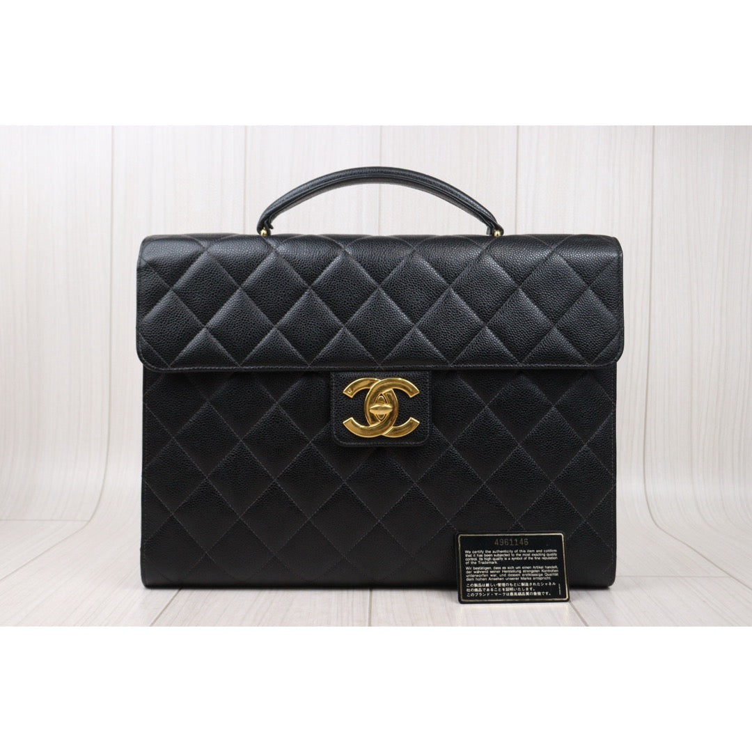 Very Good ( Rank A) ｜CHANEL Caviar Skin Leather Calf Leather  Handbag Black Made In 1996-1997 Year｜S25032628