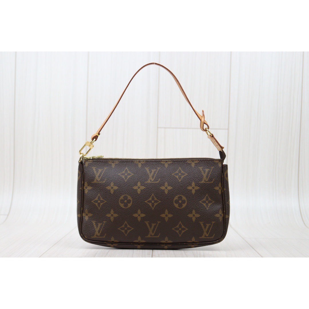 Rank AB ｜ LV Monogram Pochette Accessoires Vintage Model｜24060609