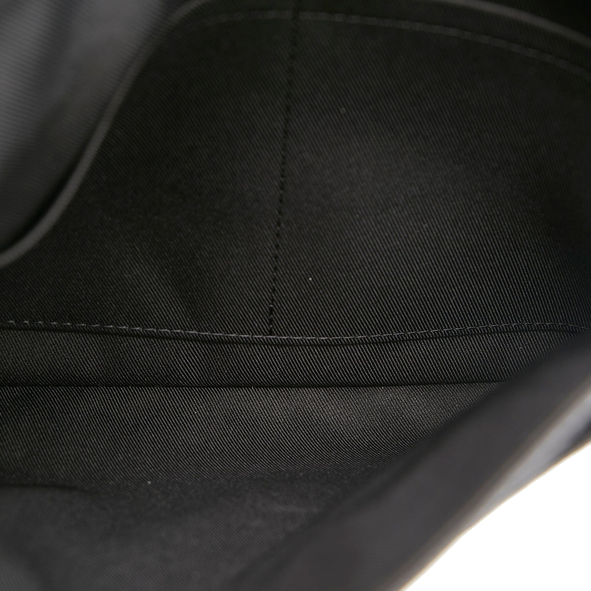 Louis Vuitton Outdoor Flap Messenger Black Taïgarama