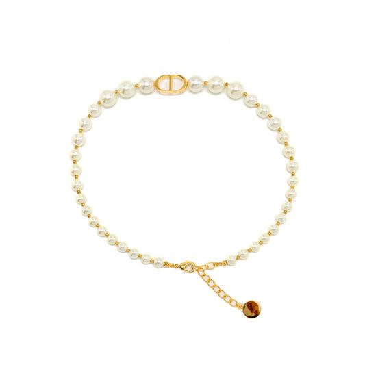 Dior 30 Montaigne Short Pearl Necklace Gold Tone