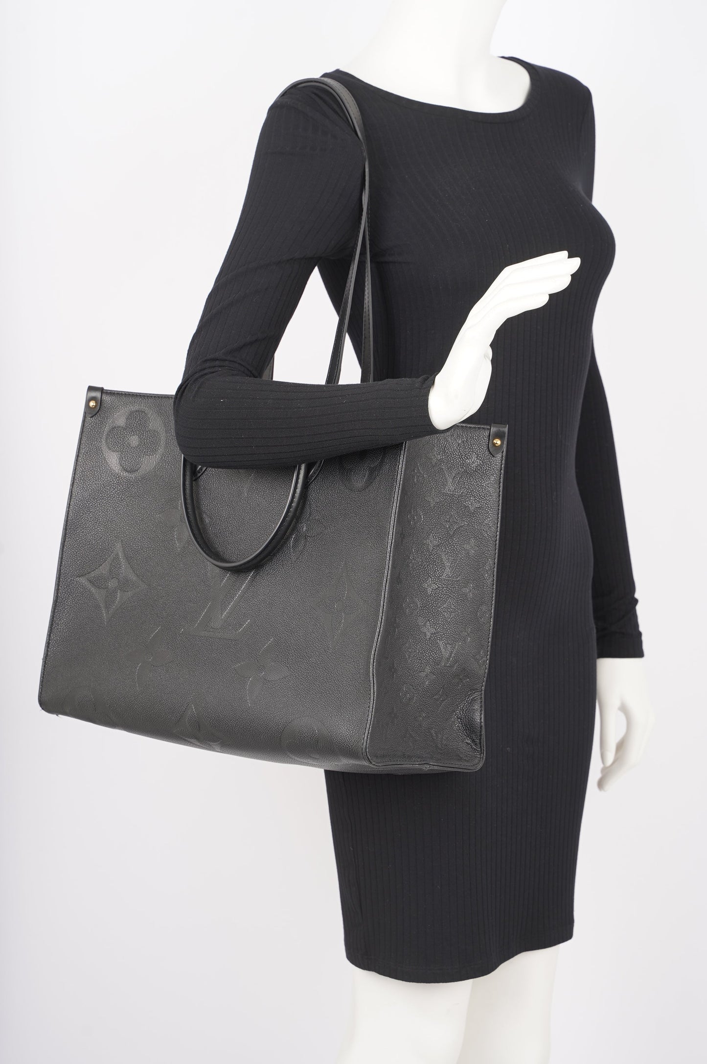 Louis Vuitton Womens OnTheGo Tote Black Leather GM