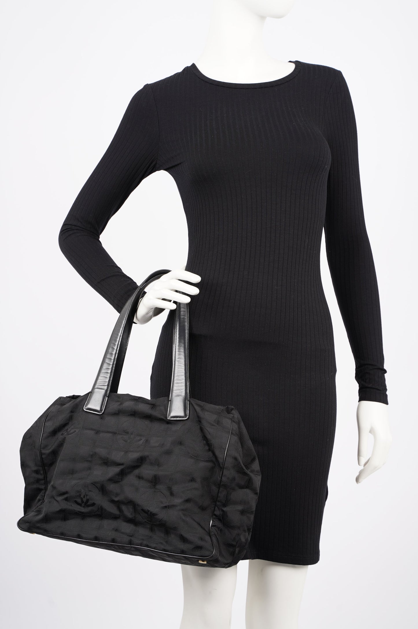 Chanel Womens Vintage Travel Line Tote Black