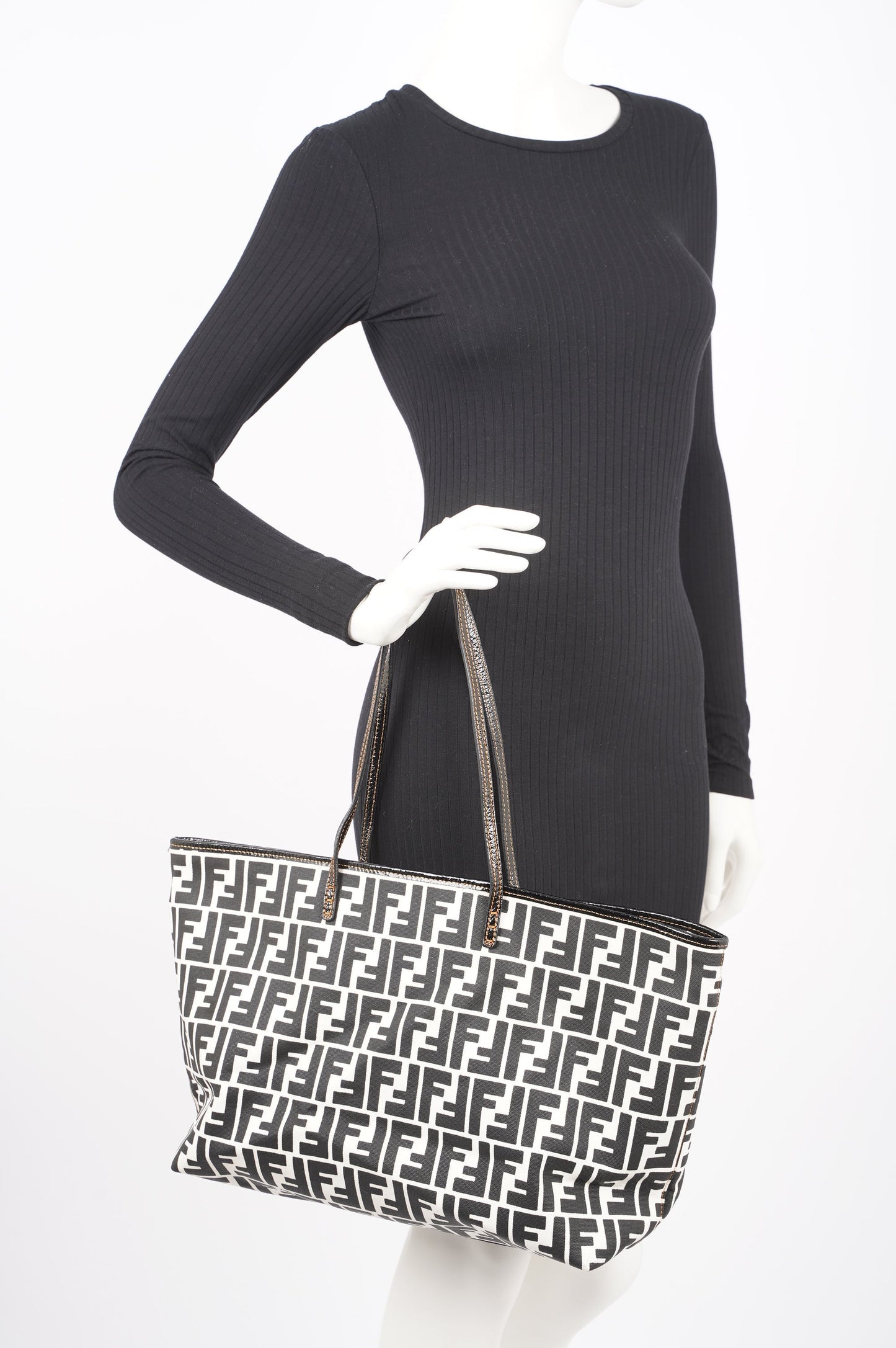 Fendi Womens Zucca Tote Bag Black / White