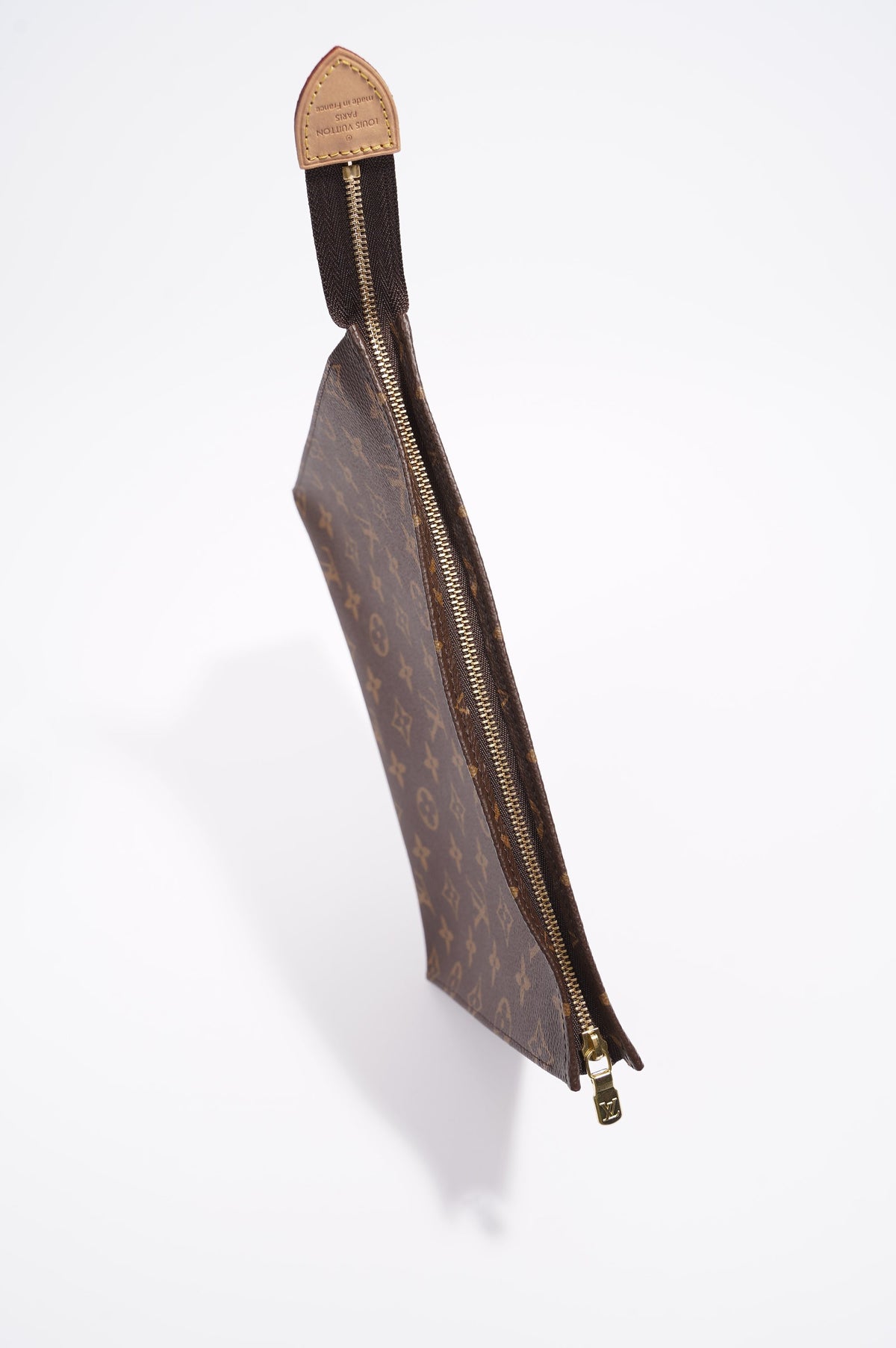 Louis Vuitton Womens Toiletry Pouch Monogram Canvas 26