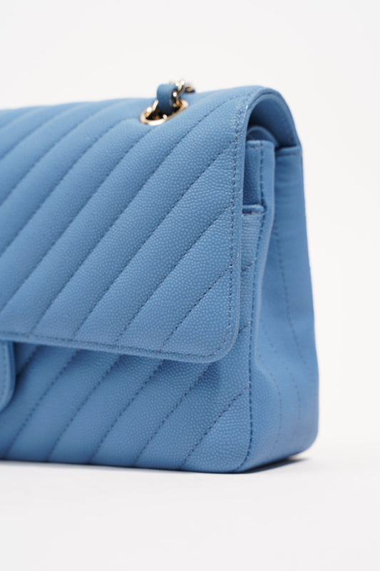 Chanel Womens Quilted Caviar Chevron Classic Double Flap Medium