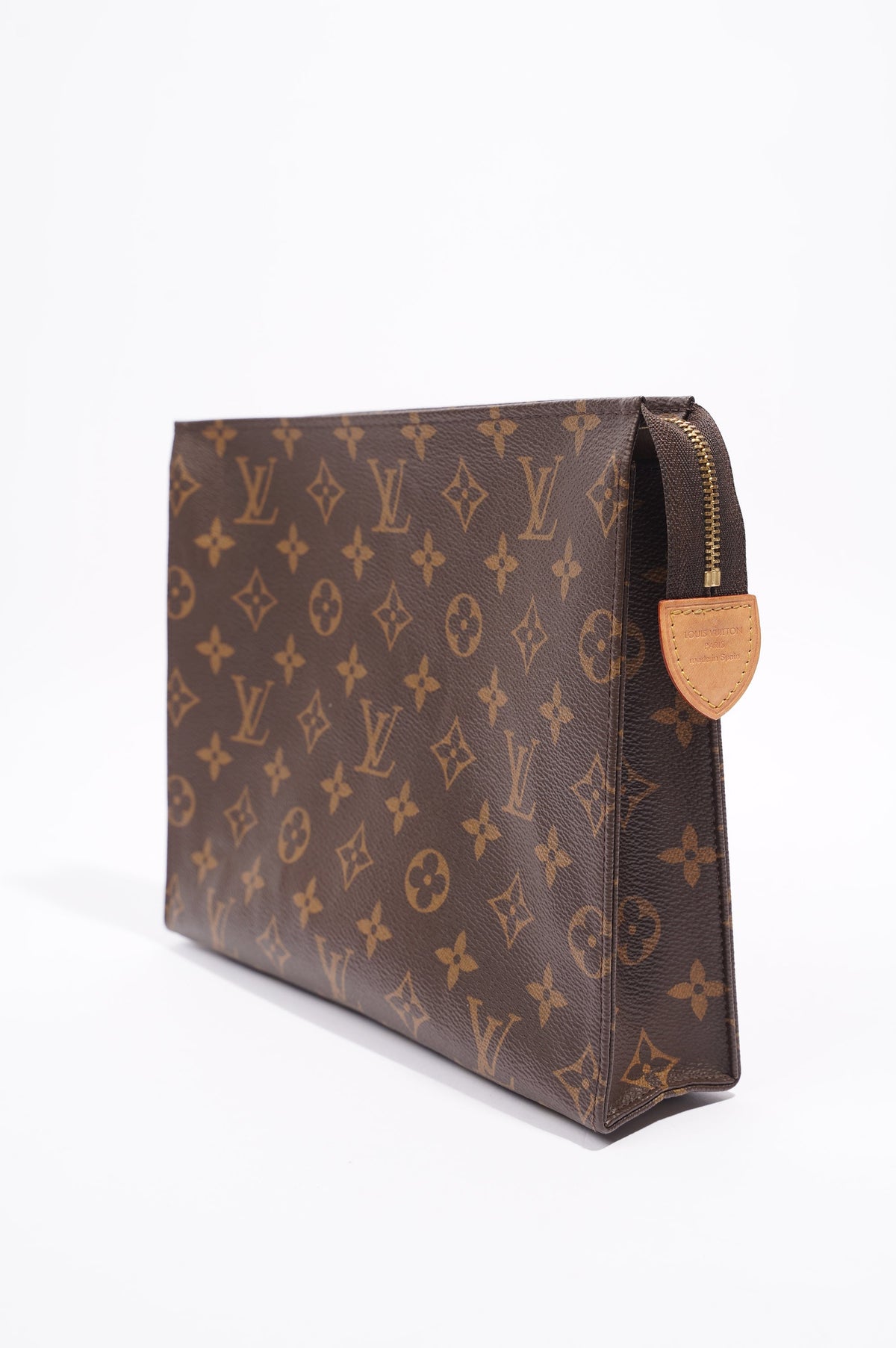 Louis Vuitton Toiletry Pouch Monogram 26