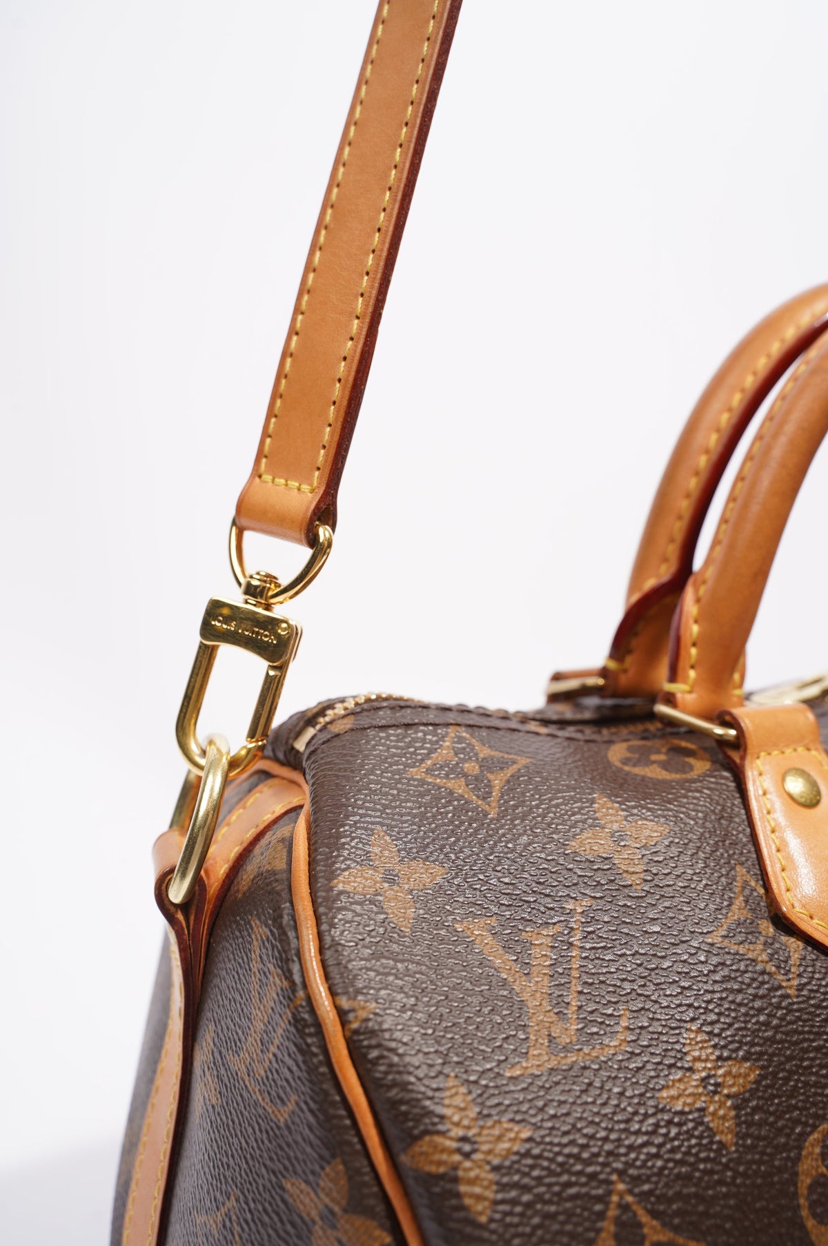 Louis Vuitton Womens Speedy Bandouliere Monogram Canvas 30