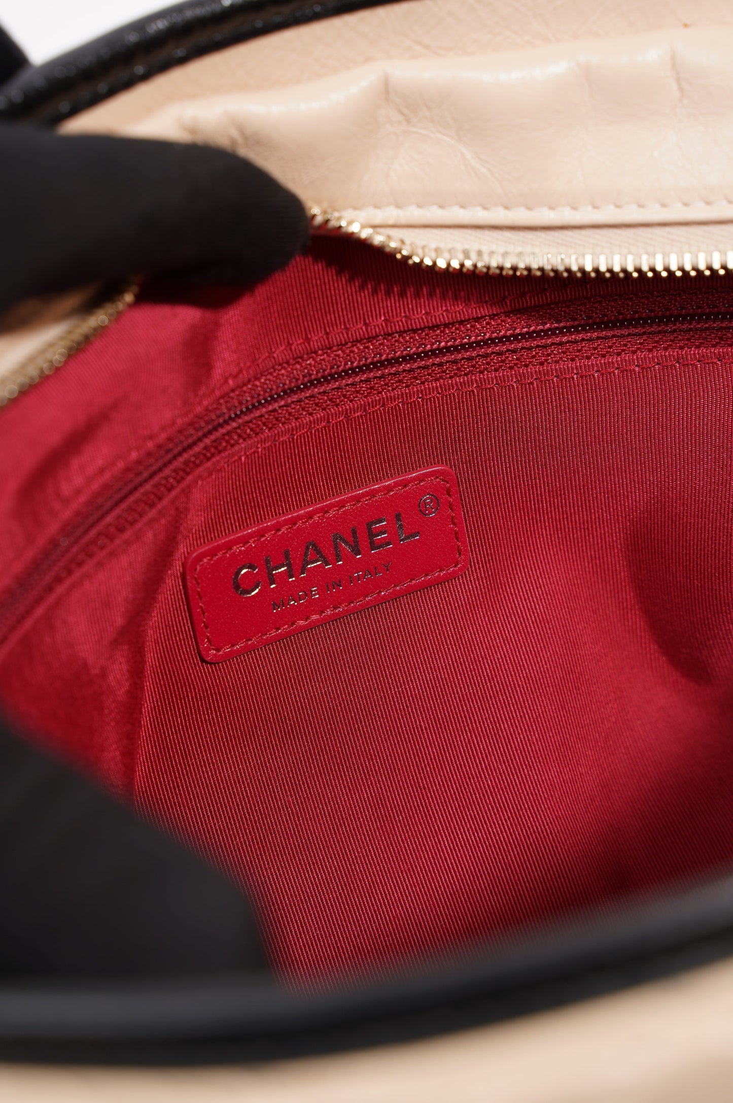 Chanel Womens Gabrielle Bag Large