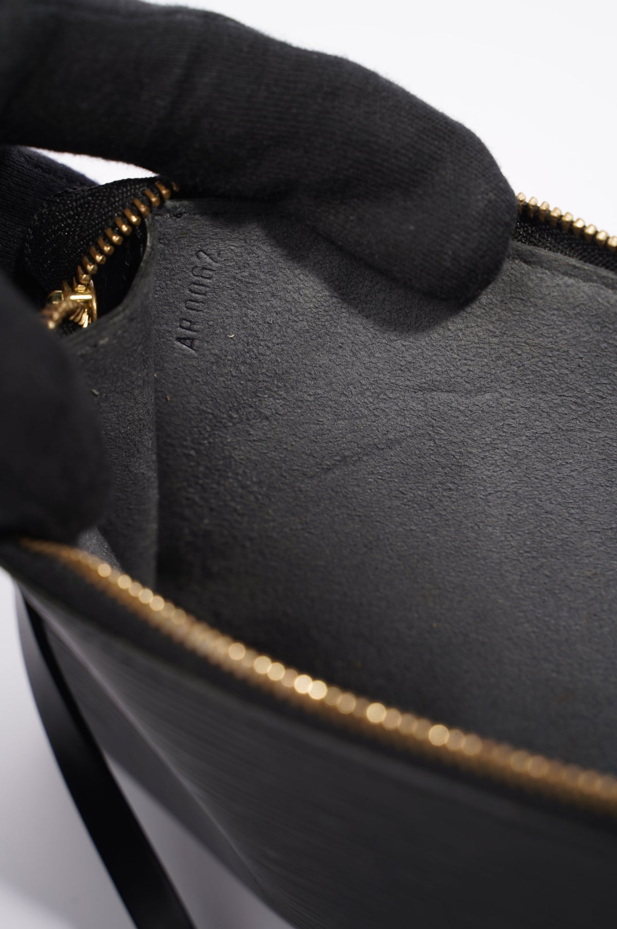 Louis Vuitton Womens Epi Pochette Accessoire Bag Black Epi Leather