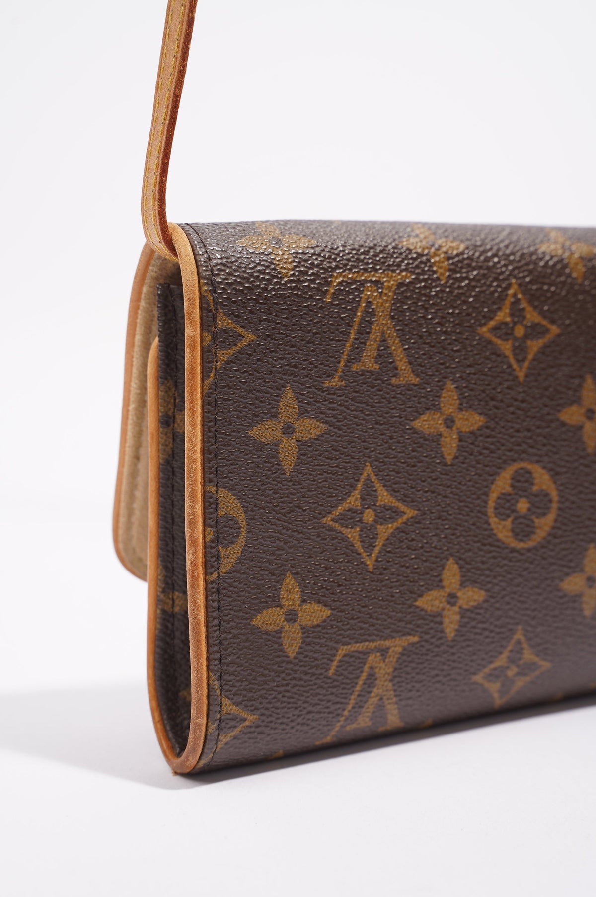 Louis Vuitton Pochette Twin Monogram Canvas GM