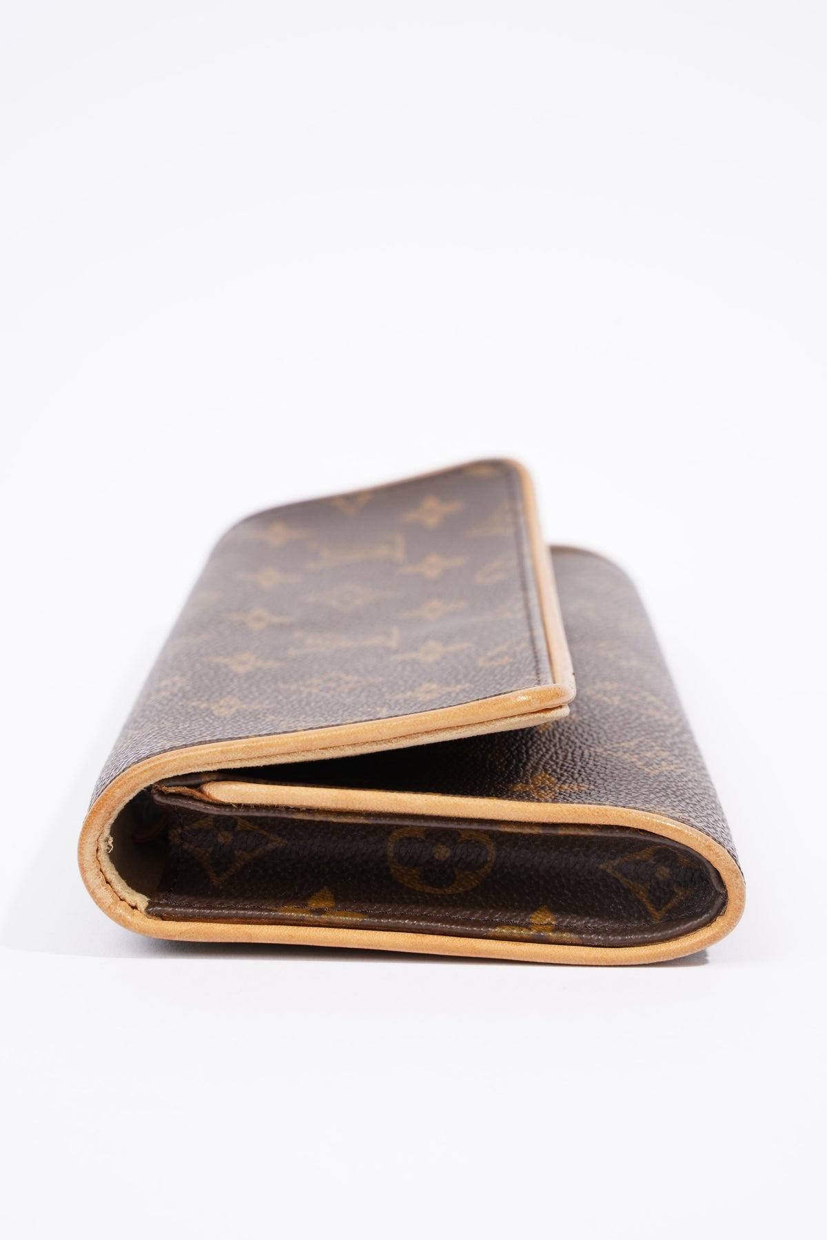 Louis Vuitton Womens Vintage Pochette Twin Monogram Canvas GM
