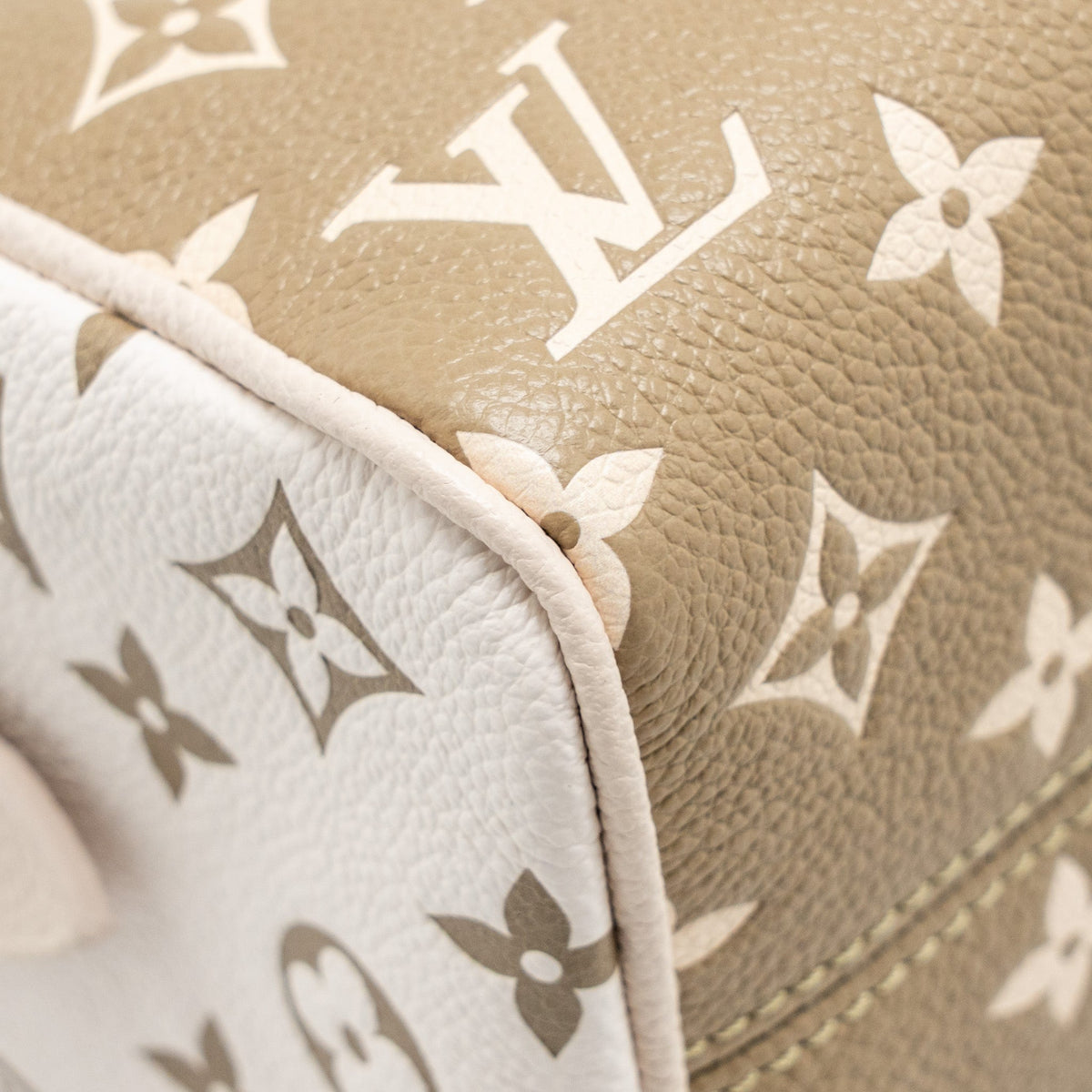 Louis Vuitton Speedy 20 Bandouliere Bicolour Monogram Empreinte Leather Khaki/Beige GHW