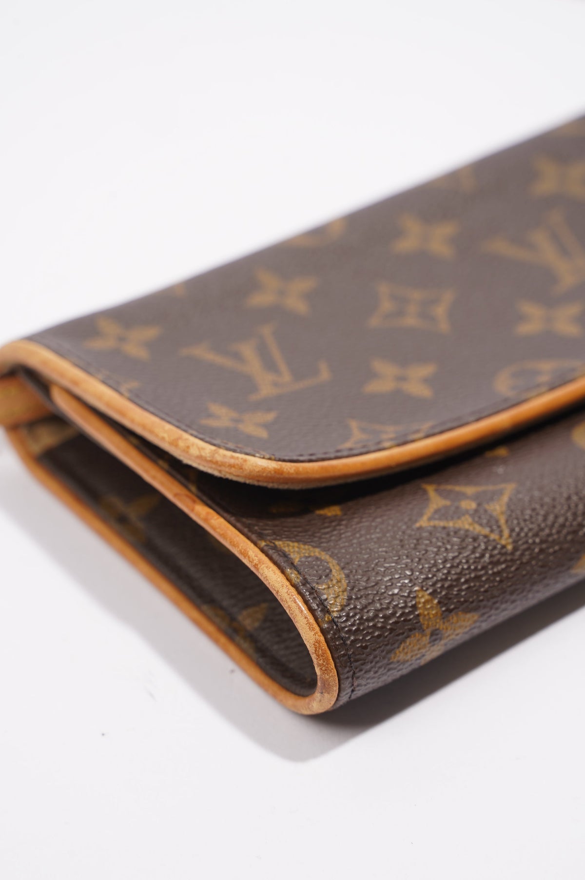 Louis Vuitton Pochette Twin Monogram Canvas GM