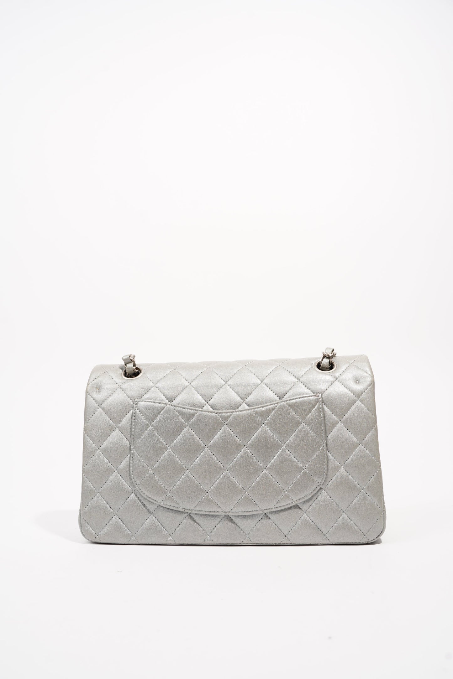 Chanel Womens Quilted Lambskin Leather Classic Double Flap Medium