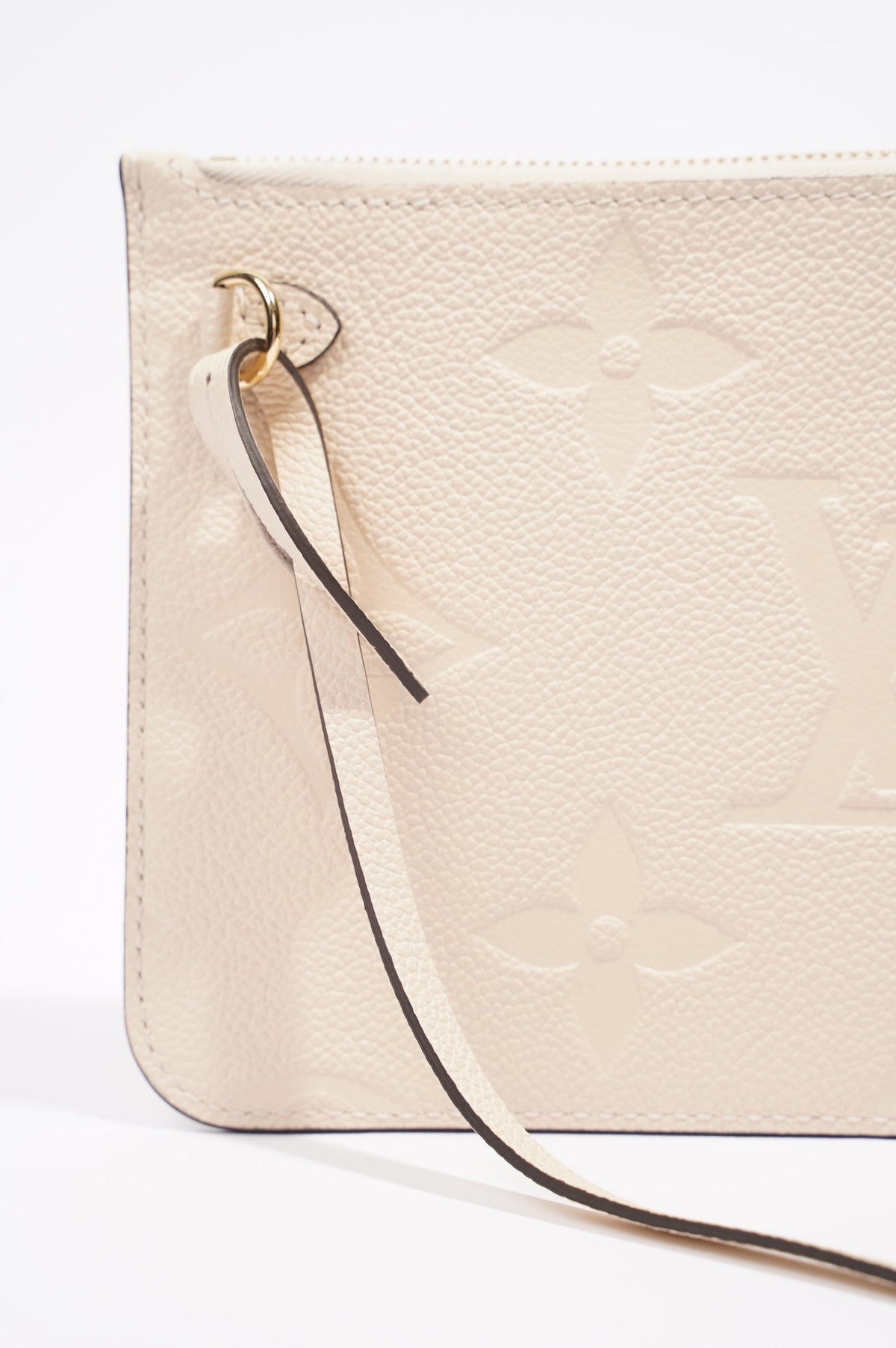 Louis Vuitton Womens Tourterelle Never Full Pochette Empreinte Leather MM