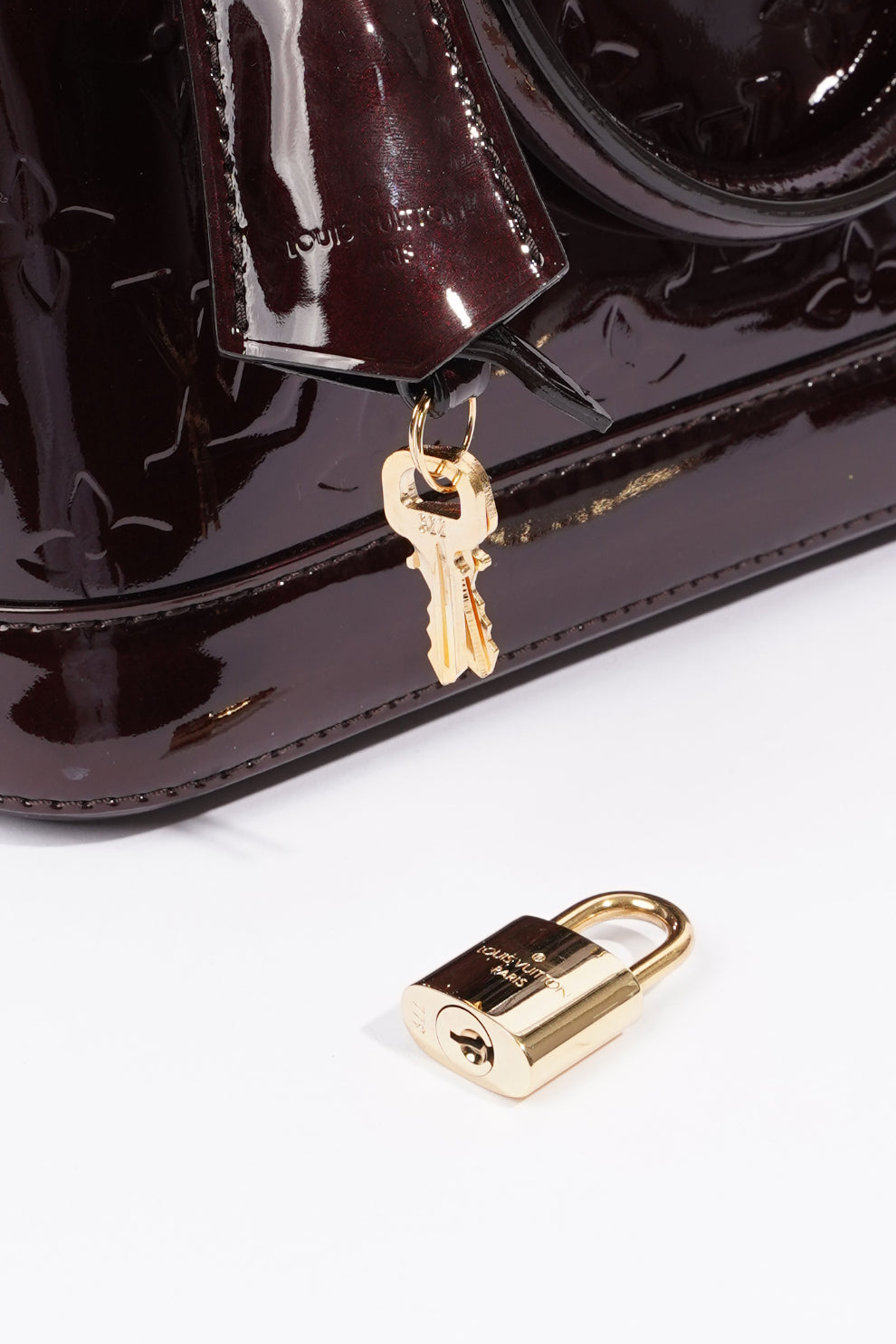 Louis Vuitton Womens Alma Vernis BB Amarante