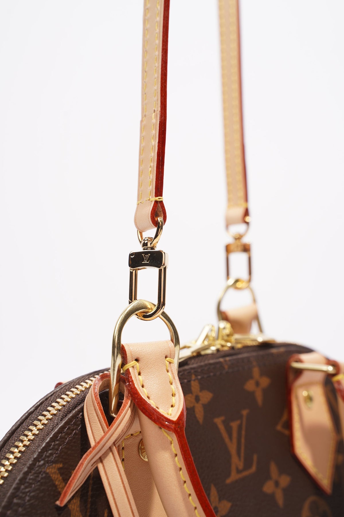 Louis Vuitton Womens Alma Monogram Canvas BB