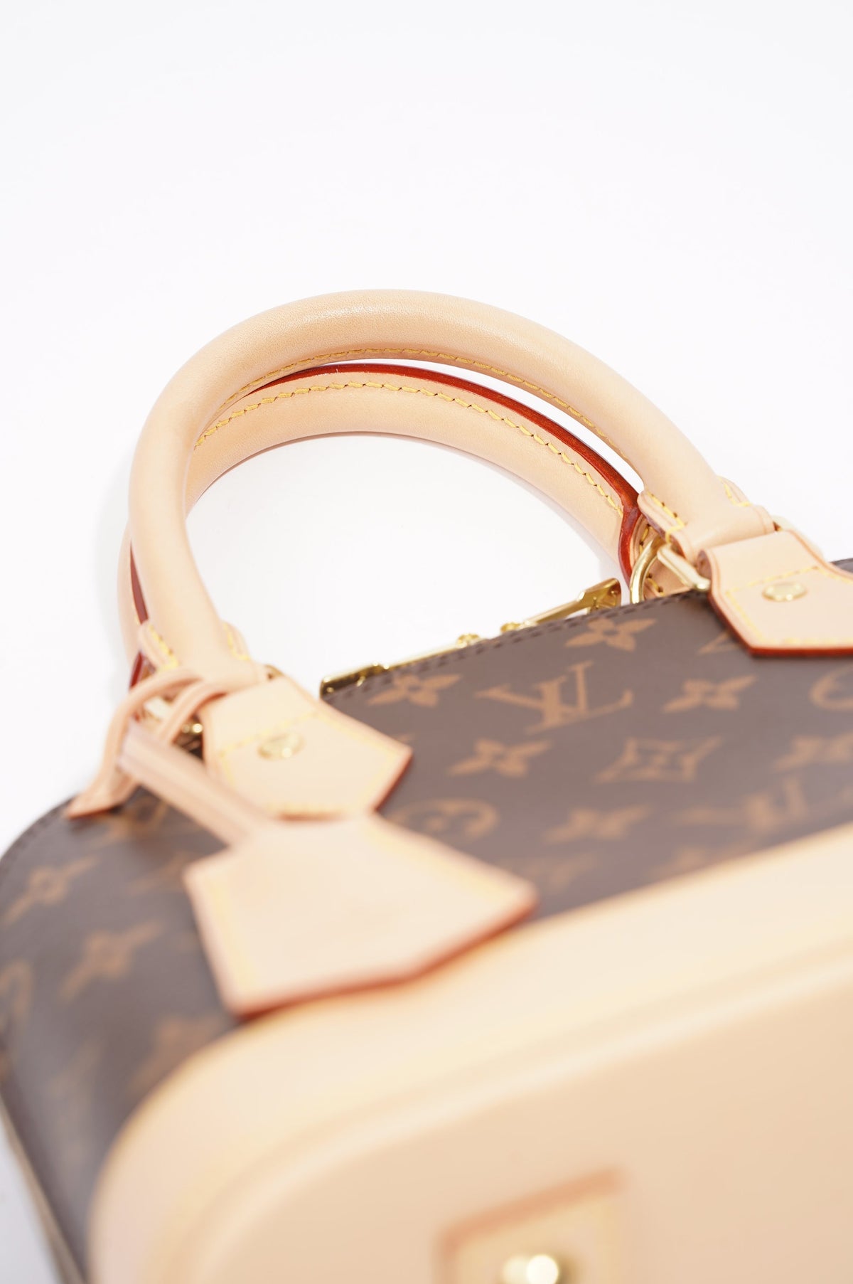Louis Vuitton Womens Alma Monogram Canvas BB