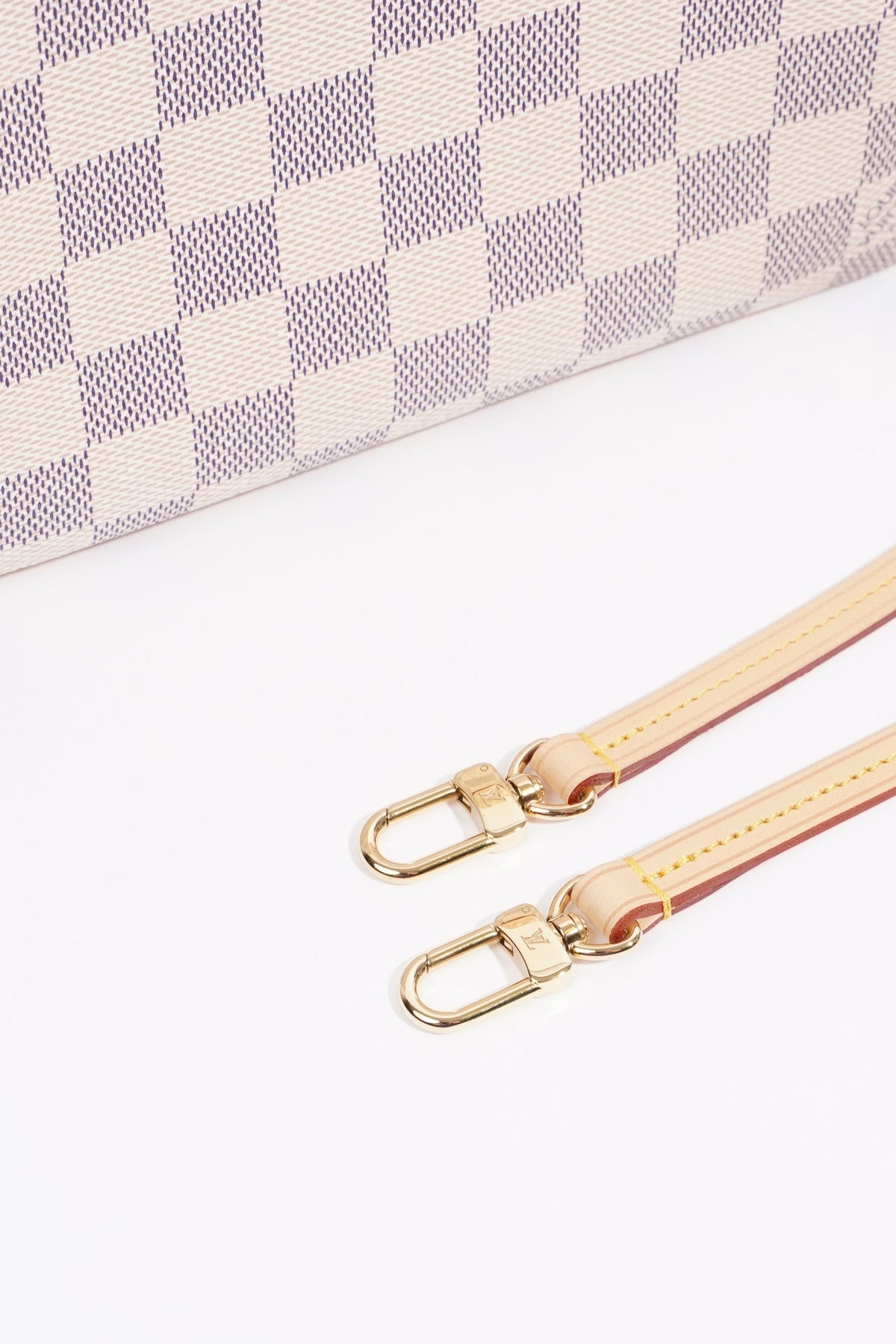 Louis Vuitton Womens Double Zip Pochette Damier Azur Canvas