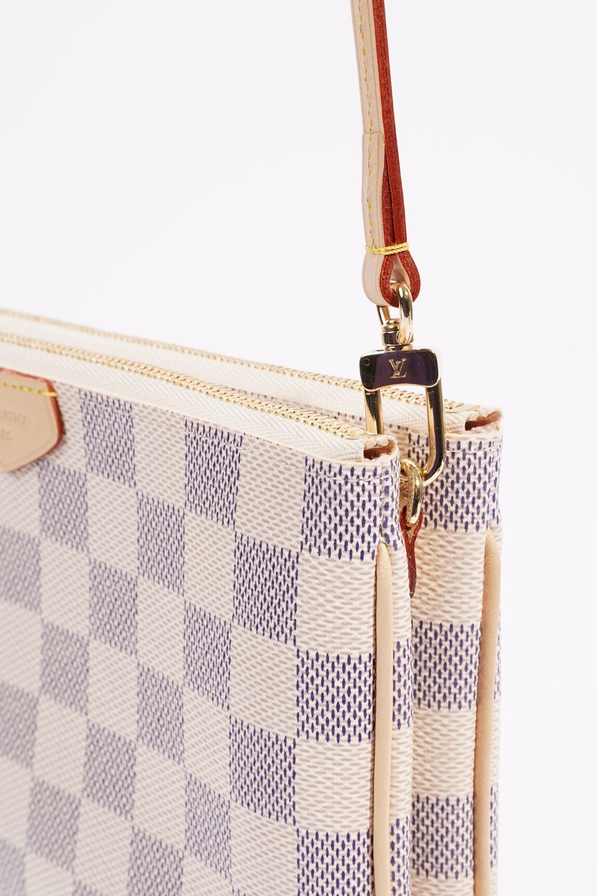 Louis Vuitton Womens Double Zip Pochette Damier Azur Canvas
