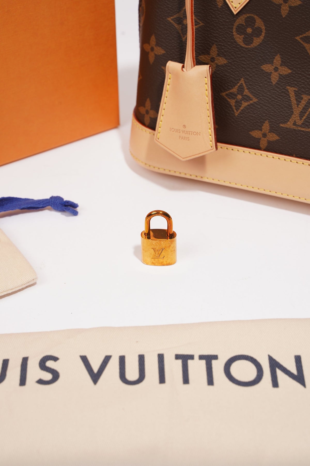 Louis Vuitton Womens Alma Monogram Canvas BB