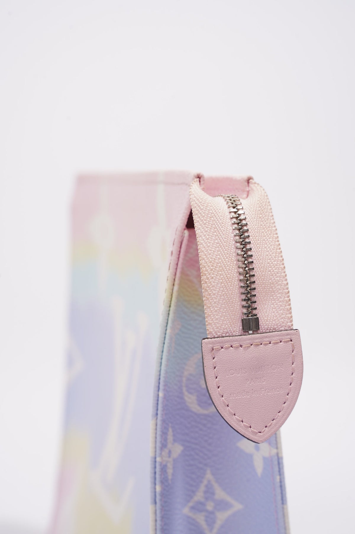 Louis Vuitton Womens LV Toilette Pouch Escale Monogram 26