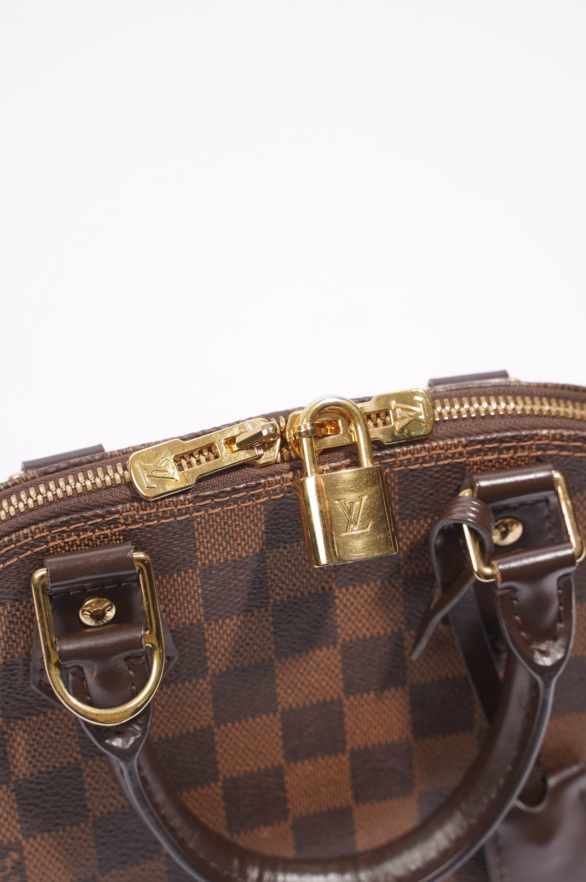 Louis Vuitton Womens Alma Damier Ebene BB