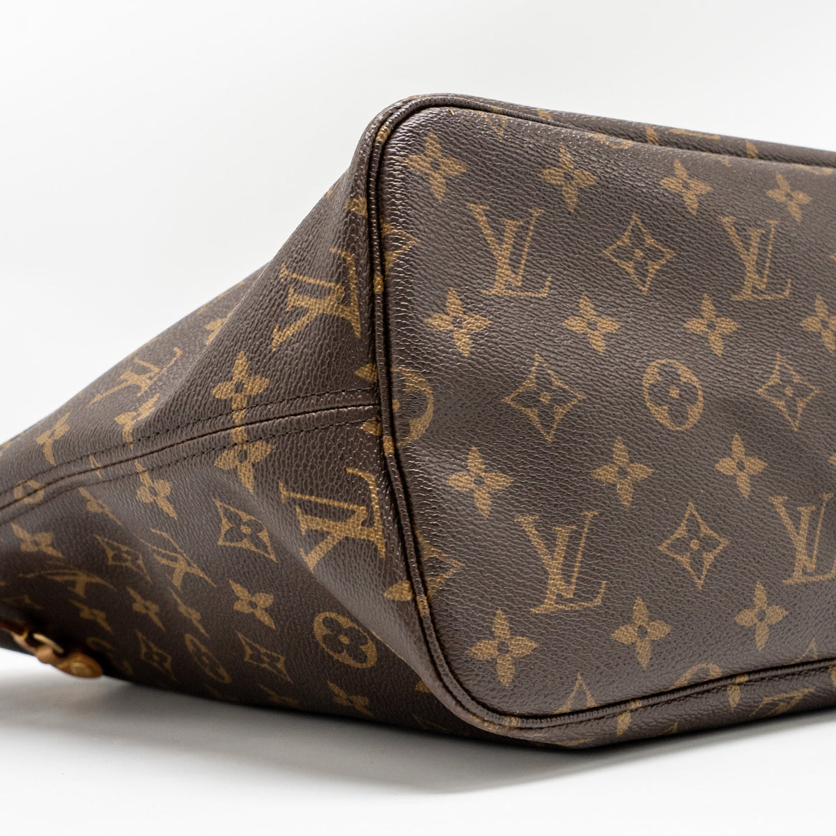 Louis Vuitton Neverfull MM Monogram Canvas GHW