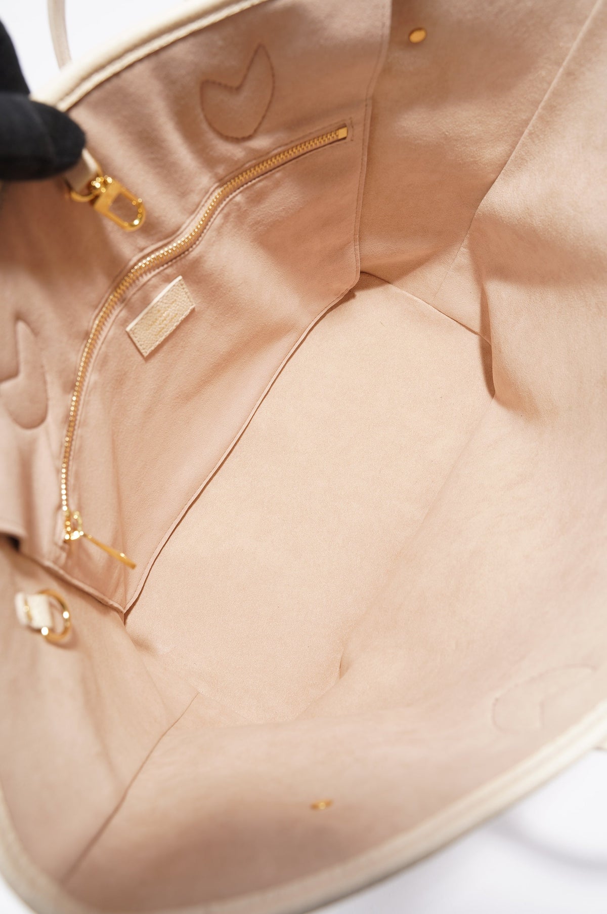 Louis Vuitton Neverfull Cream / Rose Empreinte Leather MM
