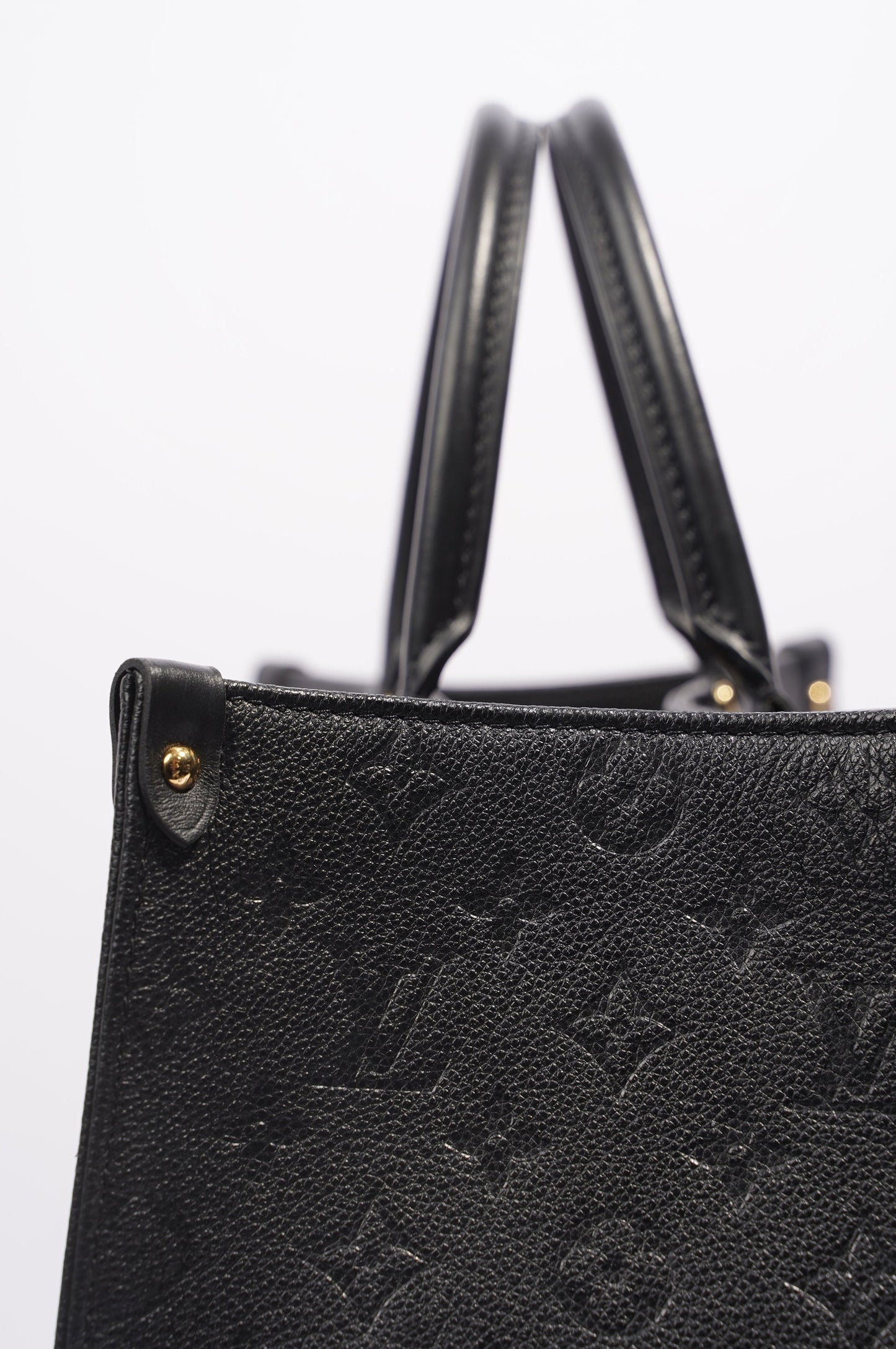 Louis Vuitton Womens OnTheGo Tote Black Leather GM