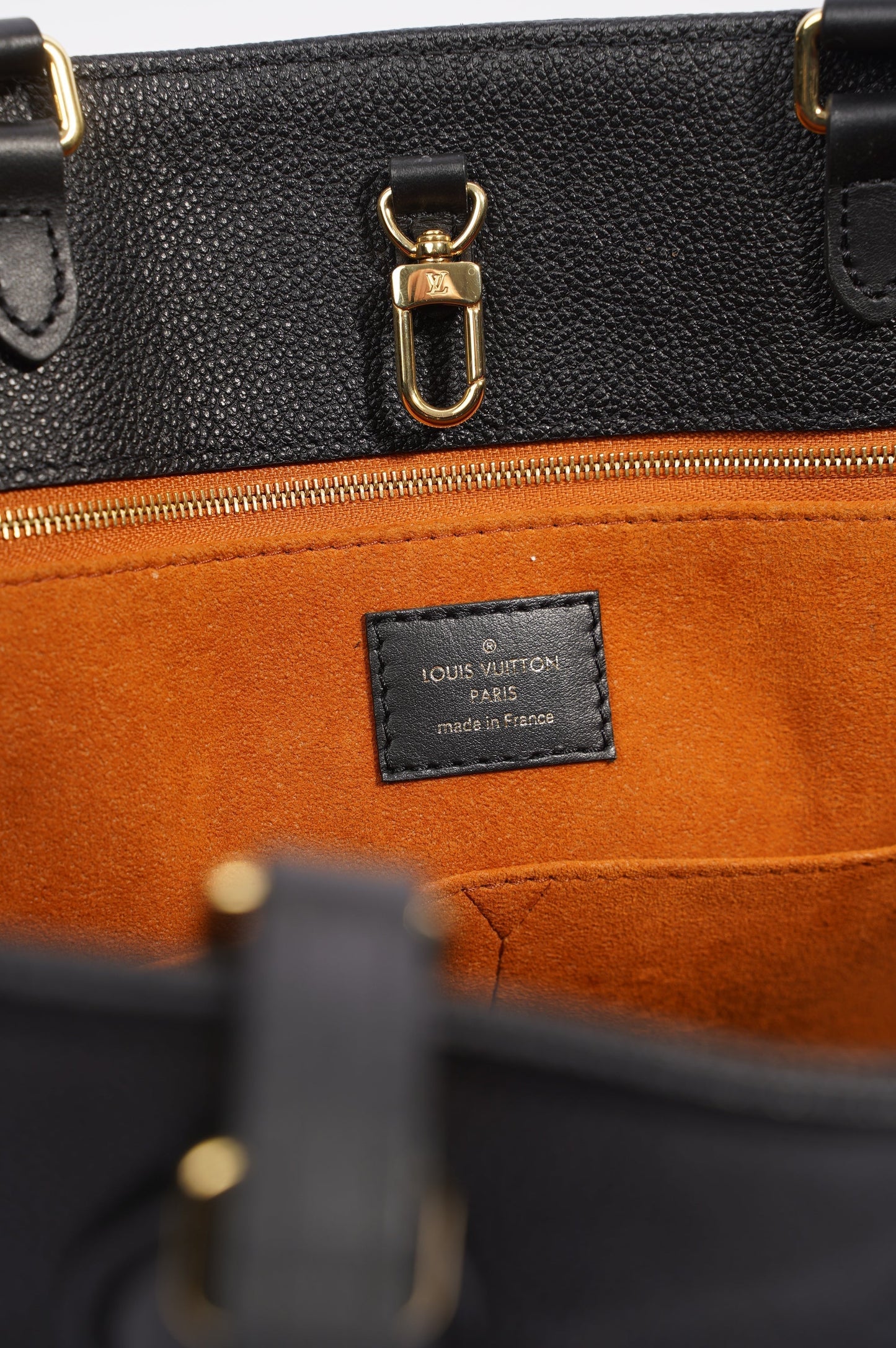 Louis Vuitton Womens OnTheGo Tote Black Leather GM