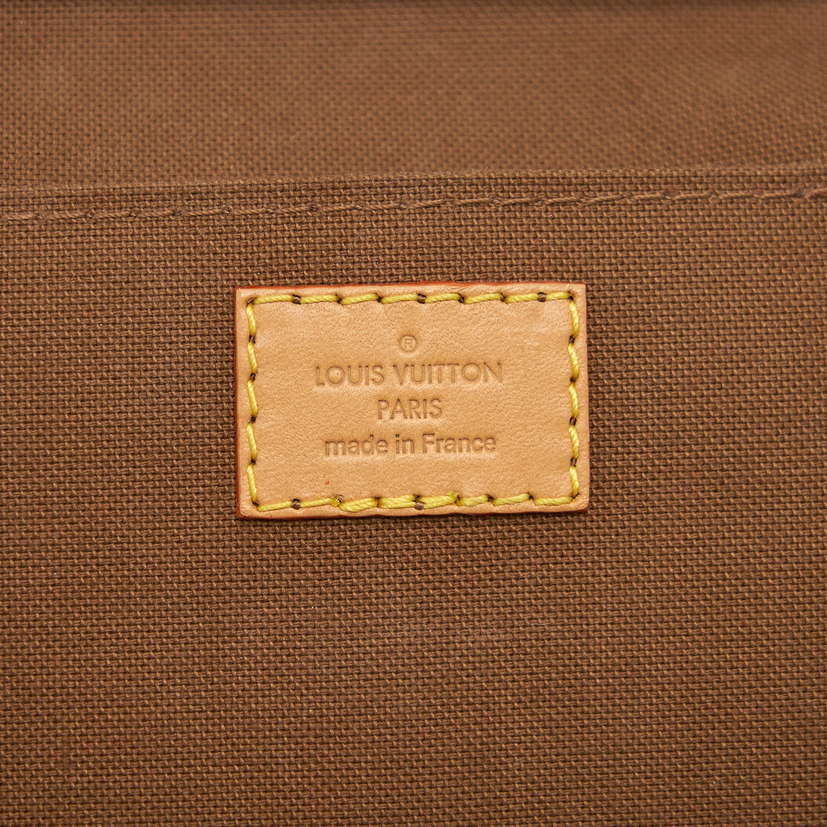 Louis Vuitton Petit Sac Plat Monogram Canvas GHW