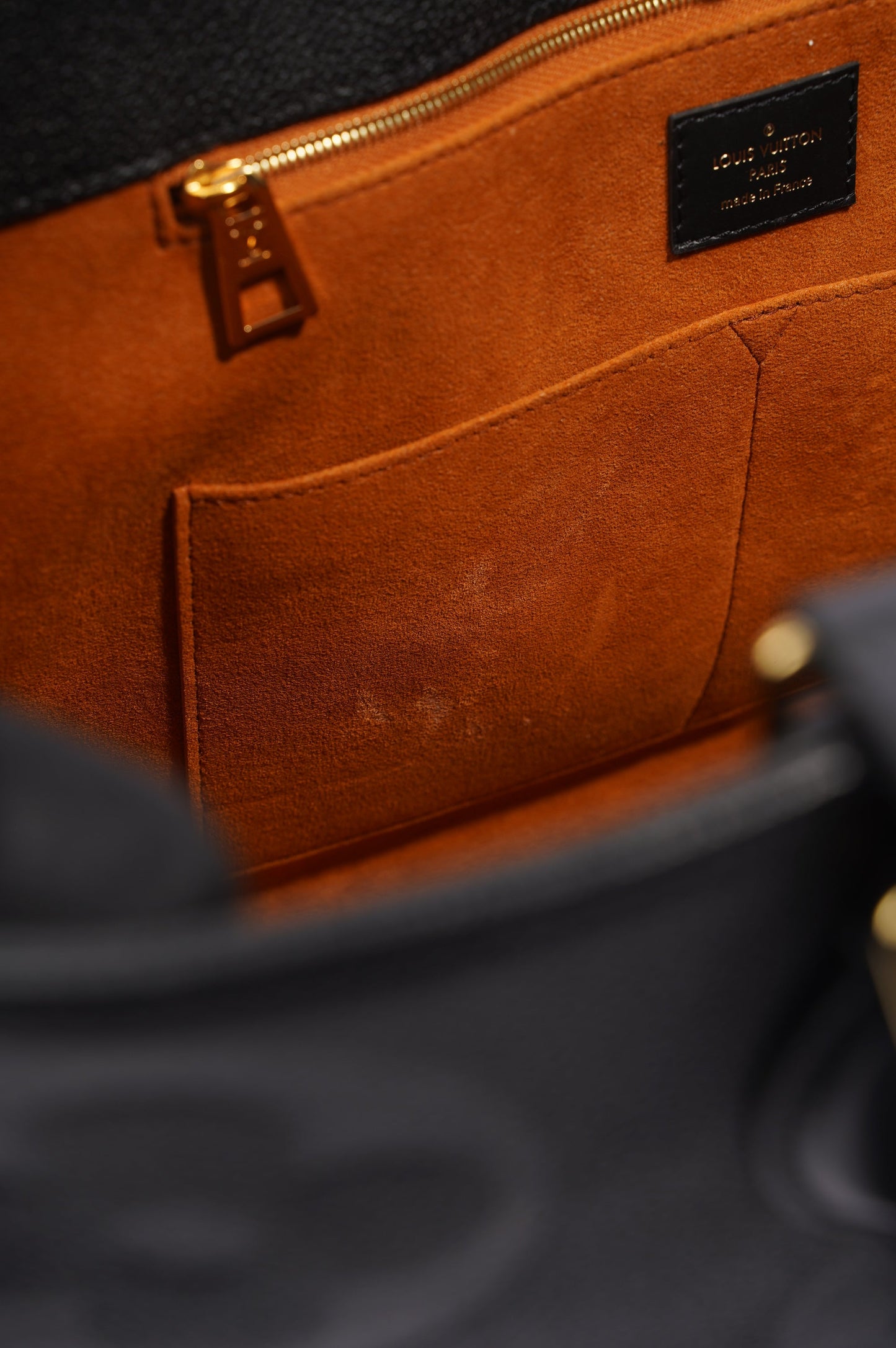 Louis Vuitton Womens OnTheGo Tote Black Leather GM