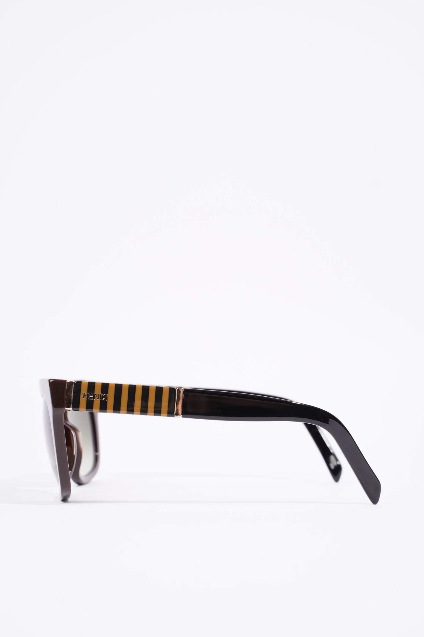 Fendi Womens FS5351 Sunglasses Brown / Gold 135